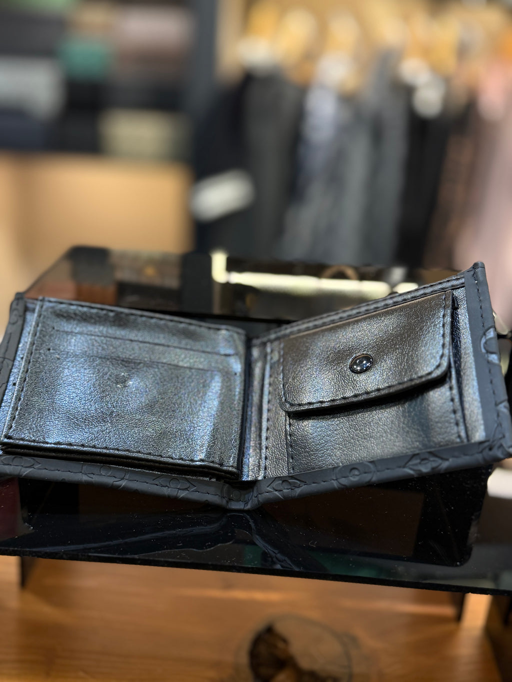 LOUIS VUITTON πορτοφόλι καρτοθήκη  μαύρο CVG 110