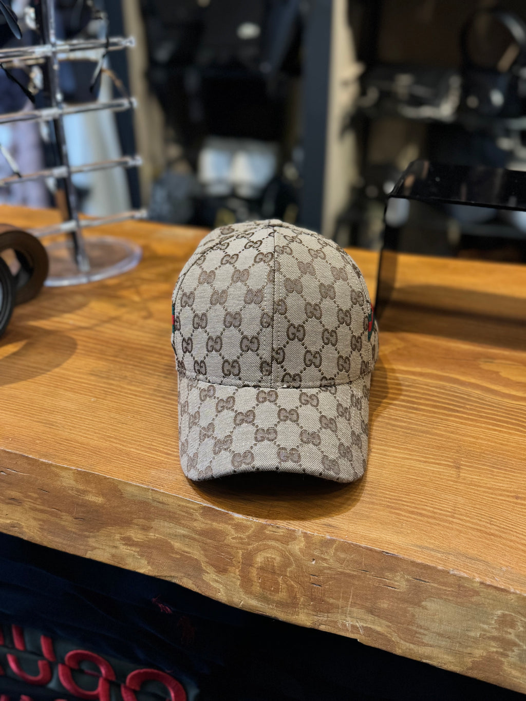 GUCCI HAT  BLACK Z-16