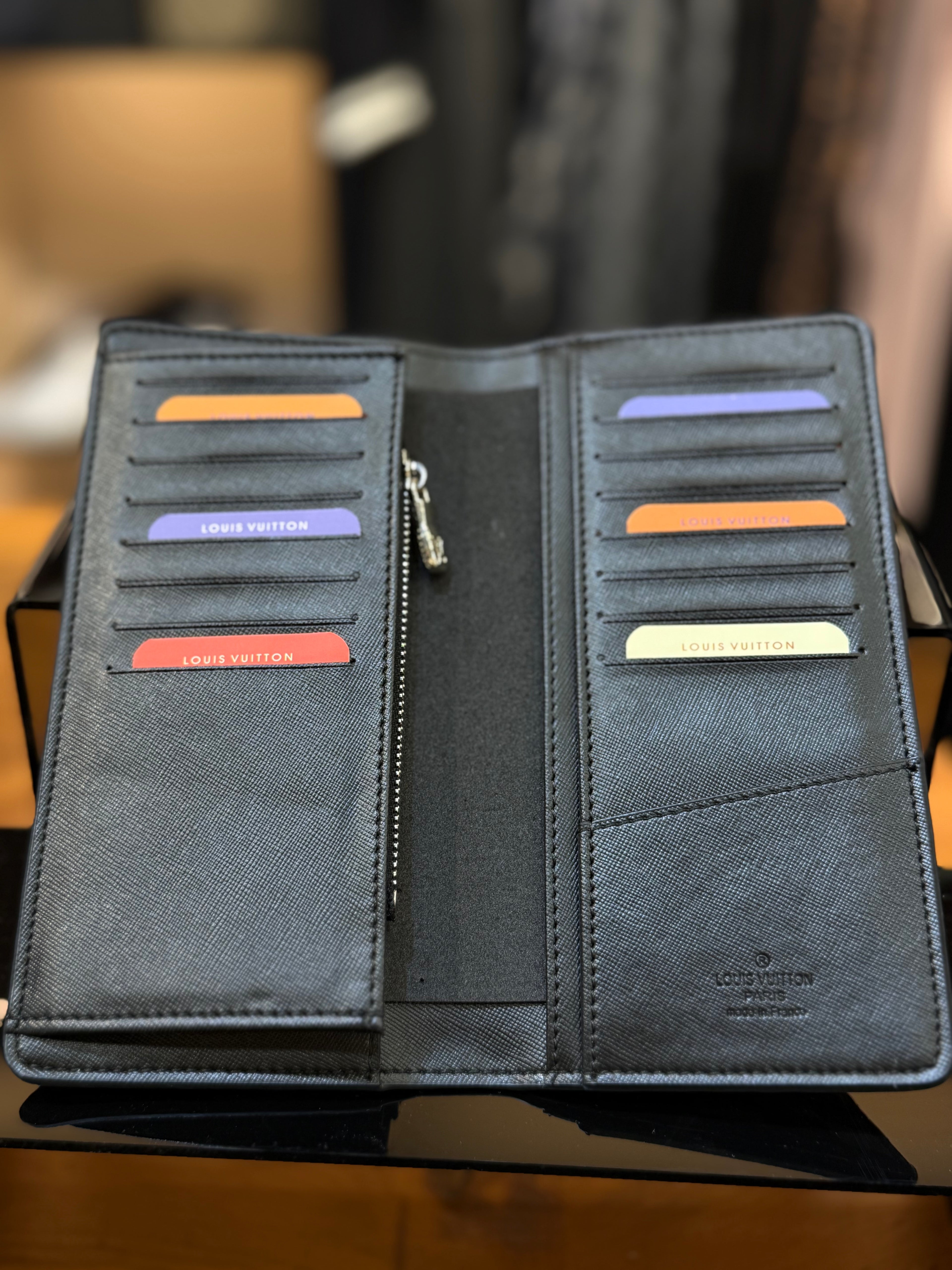 LOUIS VUITTON πορτοφόλι - κινητό - καρτοθήκη  μαύρο  CVG 95