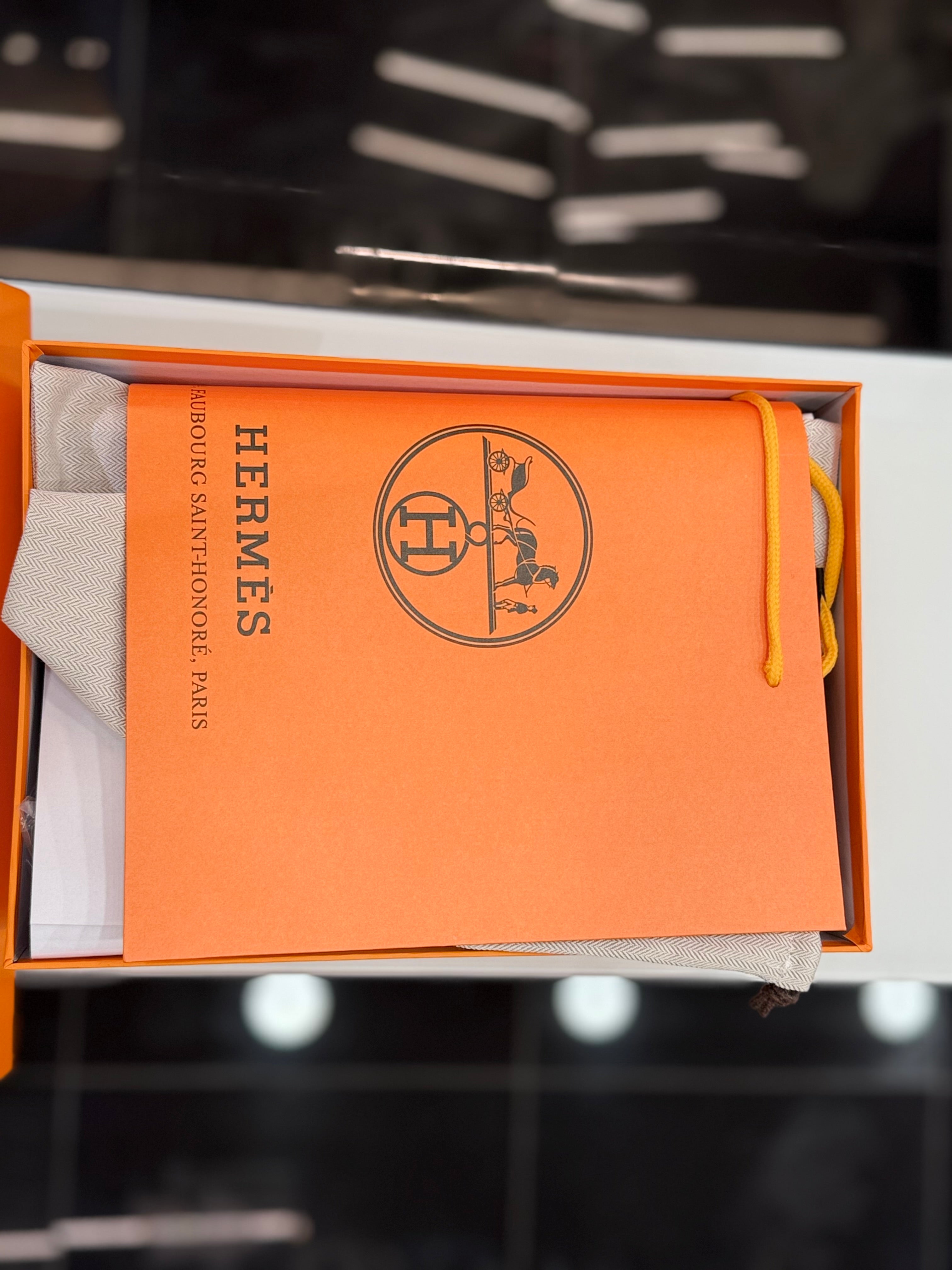 HERMES SNEAKER D-478