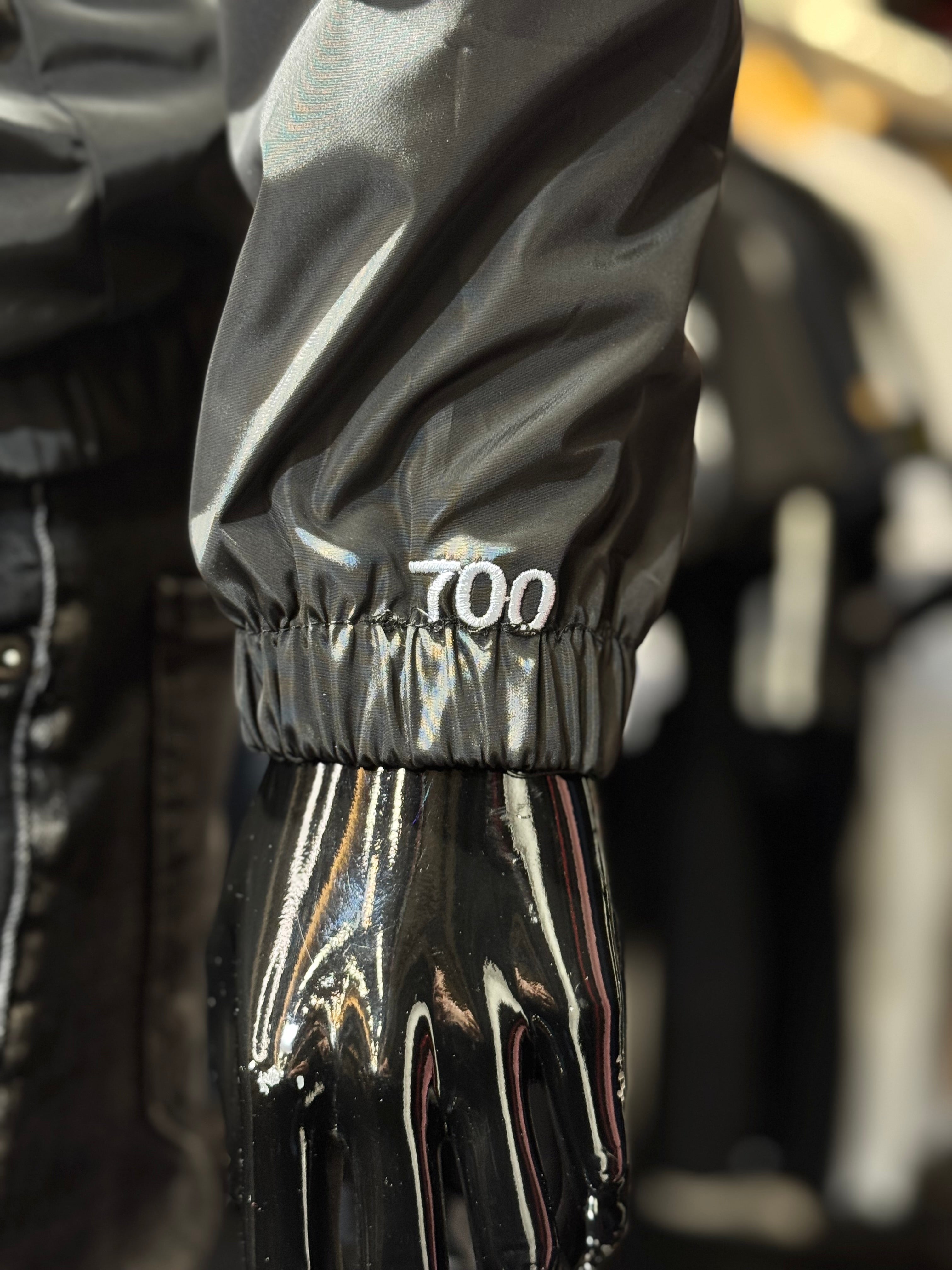 THE NORTH FACE 700 WINDPROOF BLACK A-189