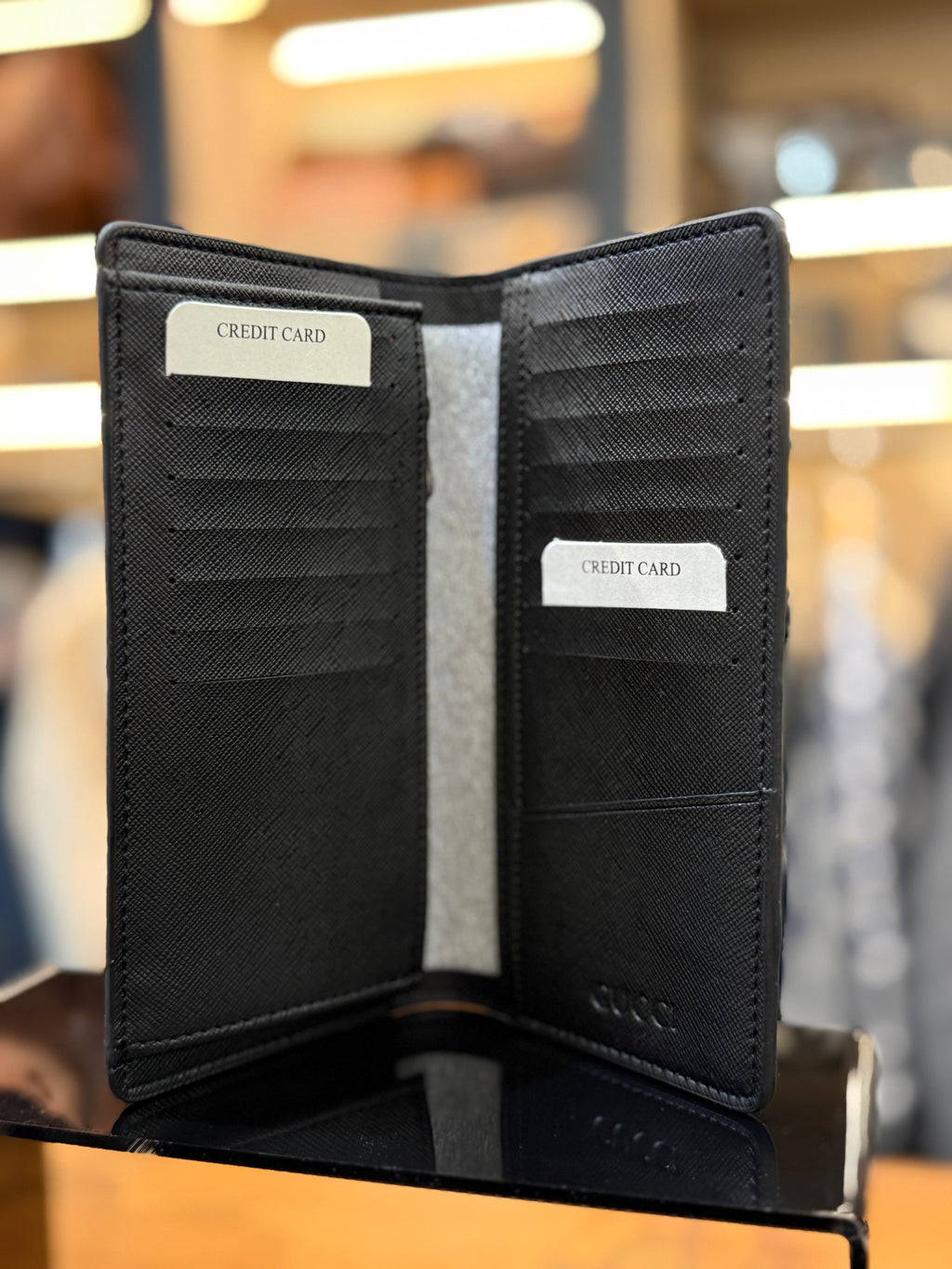 GUCCI πορτοφόλι - κινητό - καρτοθήκη  μαύρο ανάγλυφο CVG 45