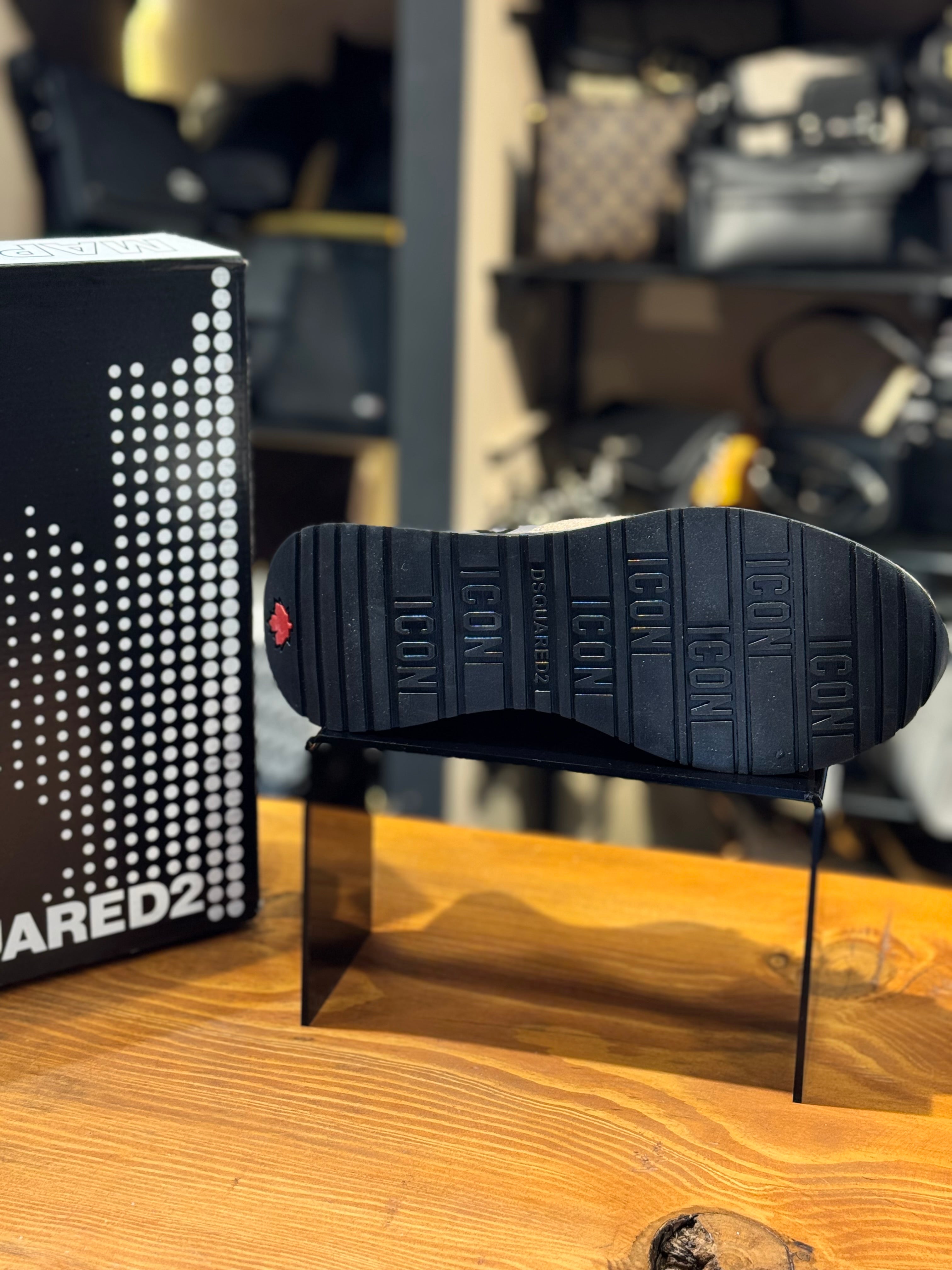 DSQUARED2 SNEAKERS 
 D-204