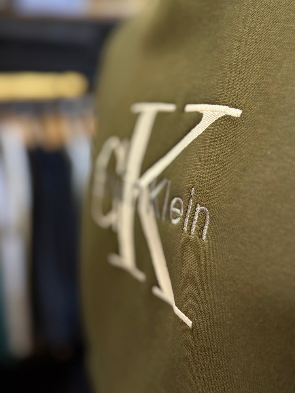 Calvin Klein track suit χακί  FG 22