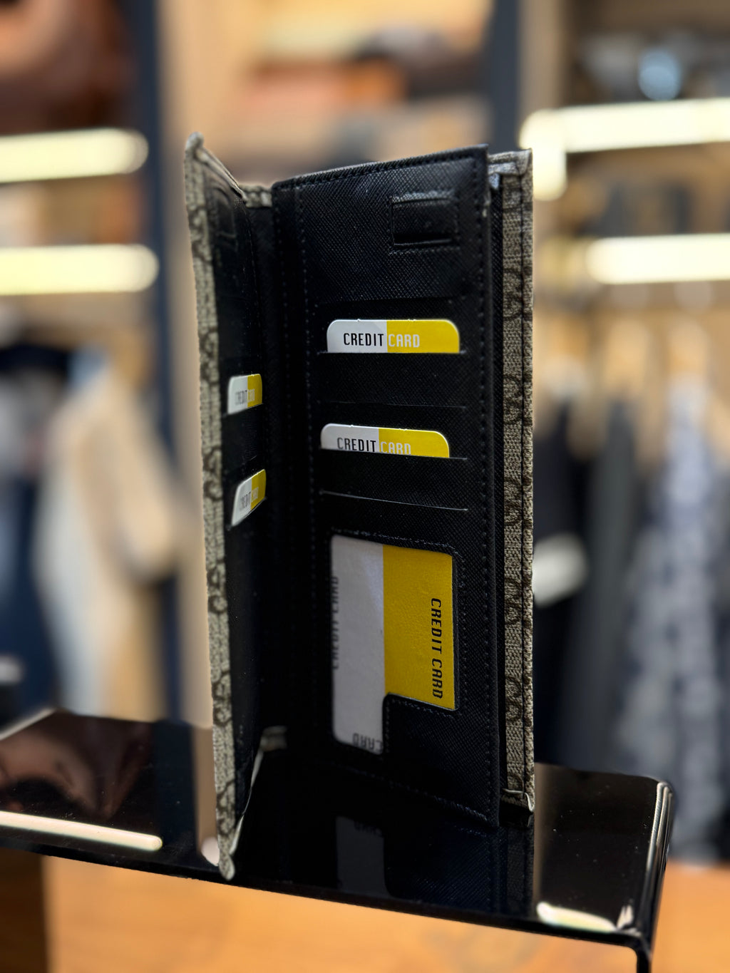 GUCCI πορτοφόλι - κινητό - καρτοθήκη  καφέ    CVG 91