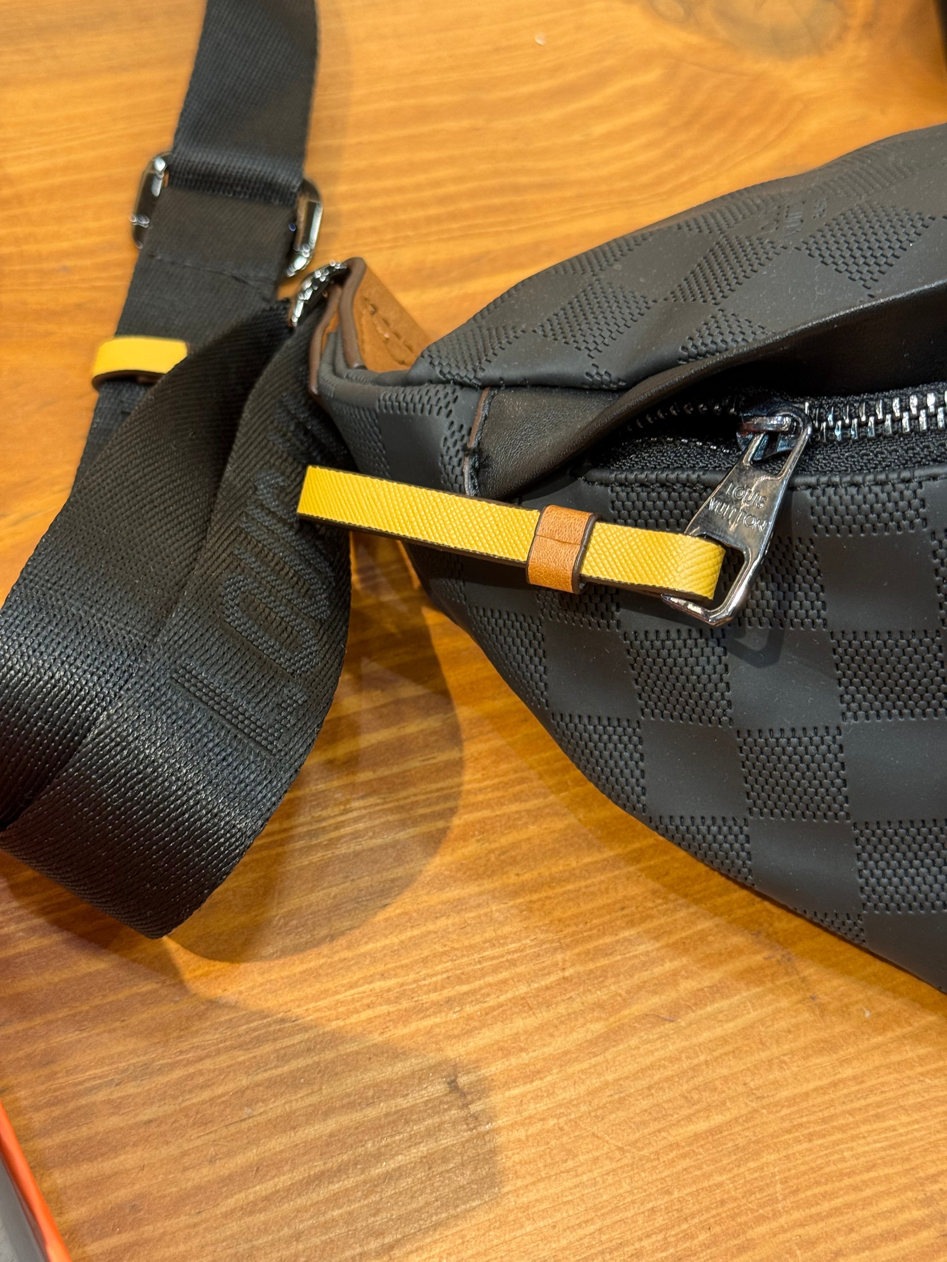 Louis Vuitton μπανάνα μέσης CV-30