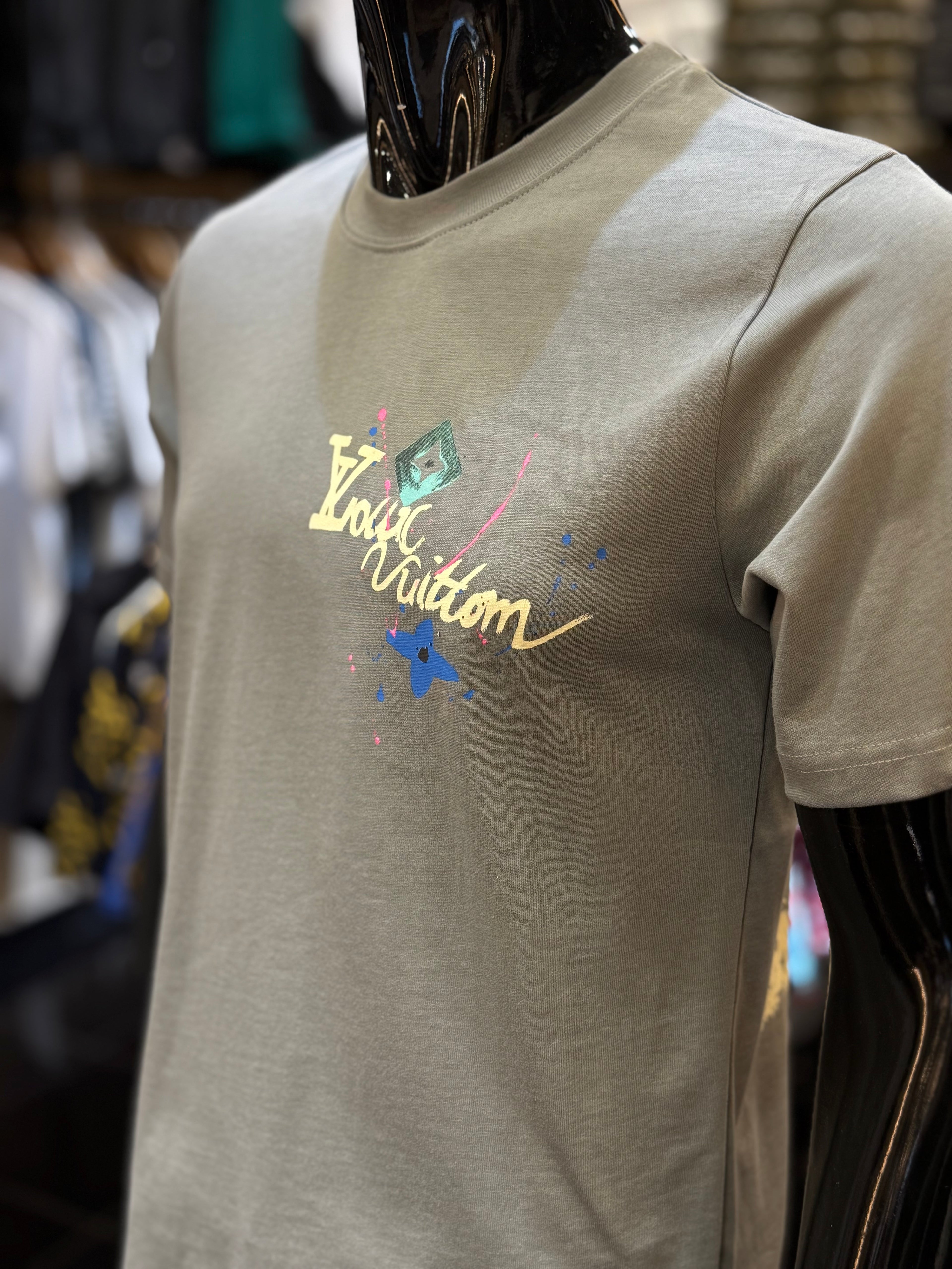 Louis Vuitton T-shirt K-114