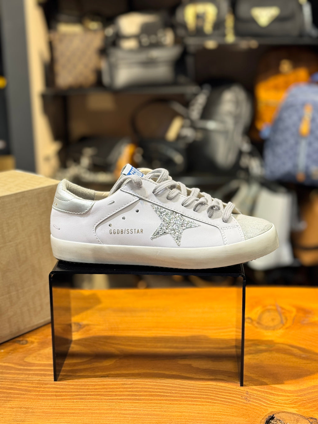 GOLDEN GOOSE SNEAKER D-187