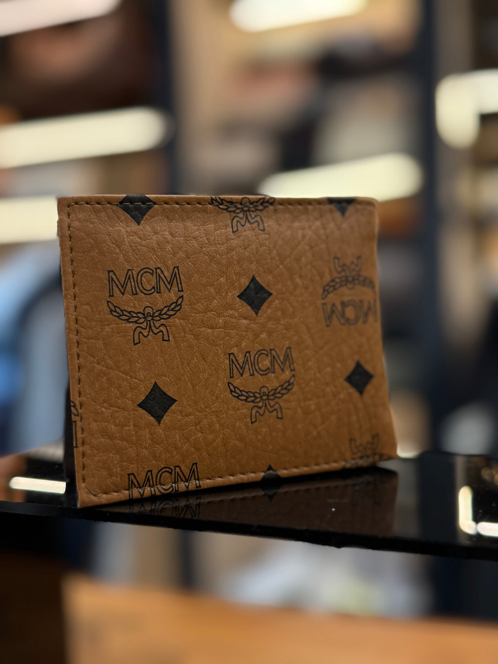 MCM πορτοφόλι καρτοθήκη  καφέ   CVG 107