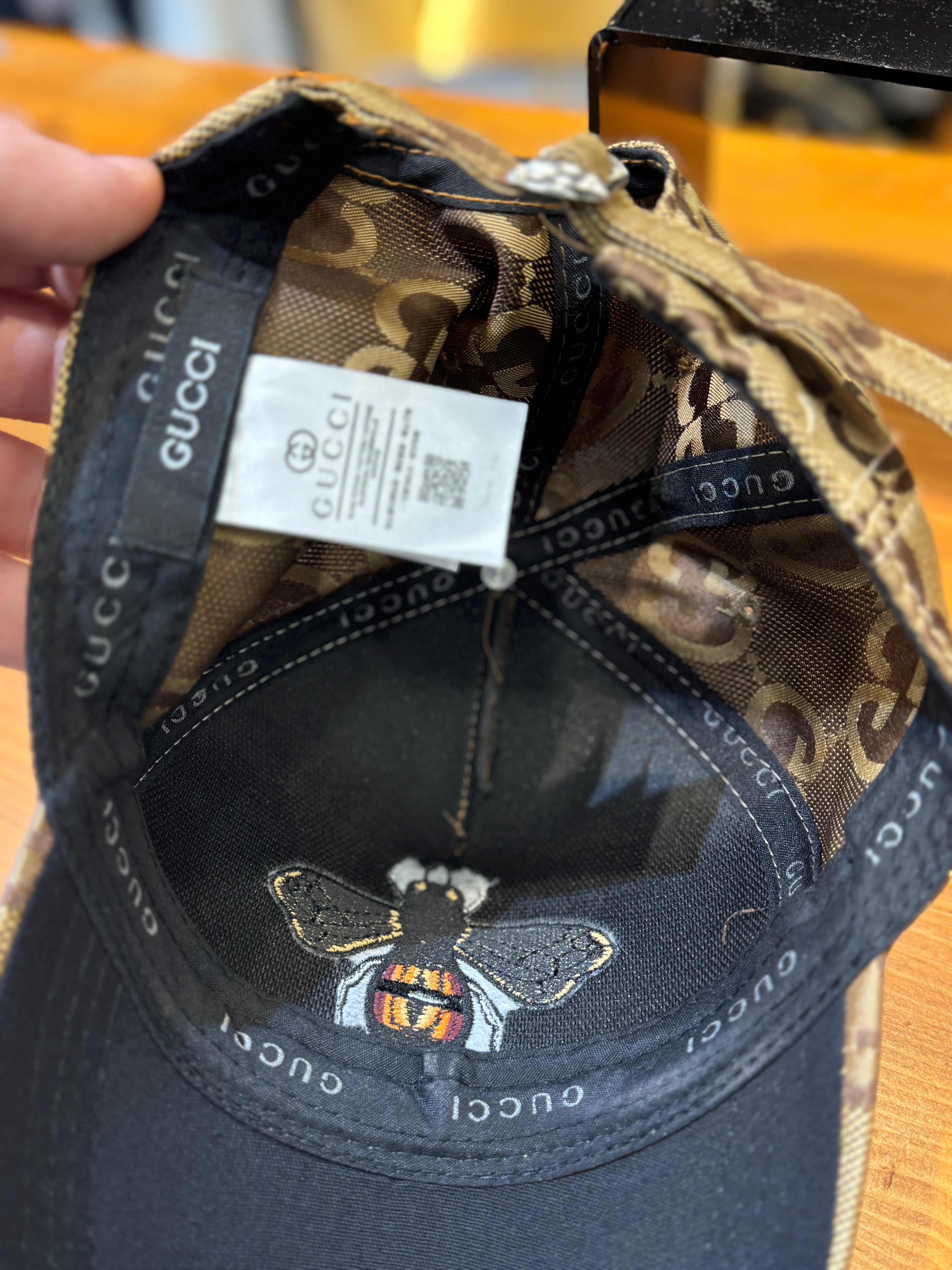 GUCCI HAT  BLACK Z-17