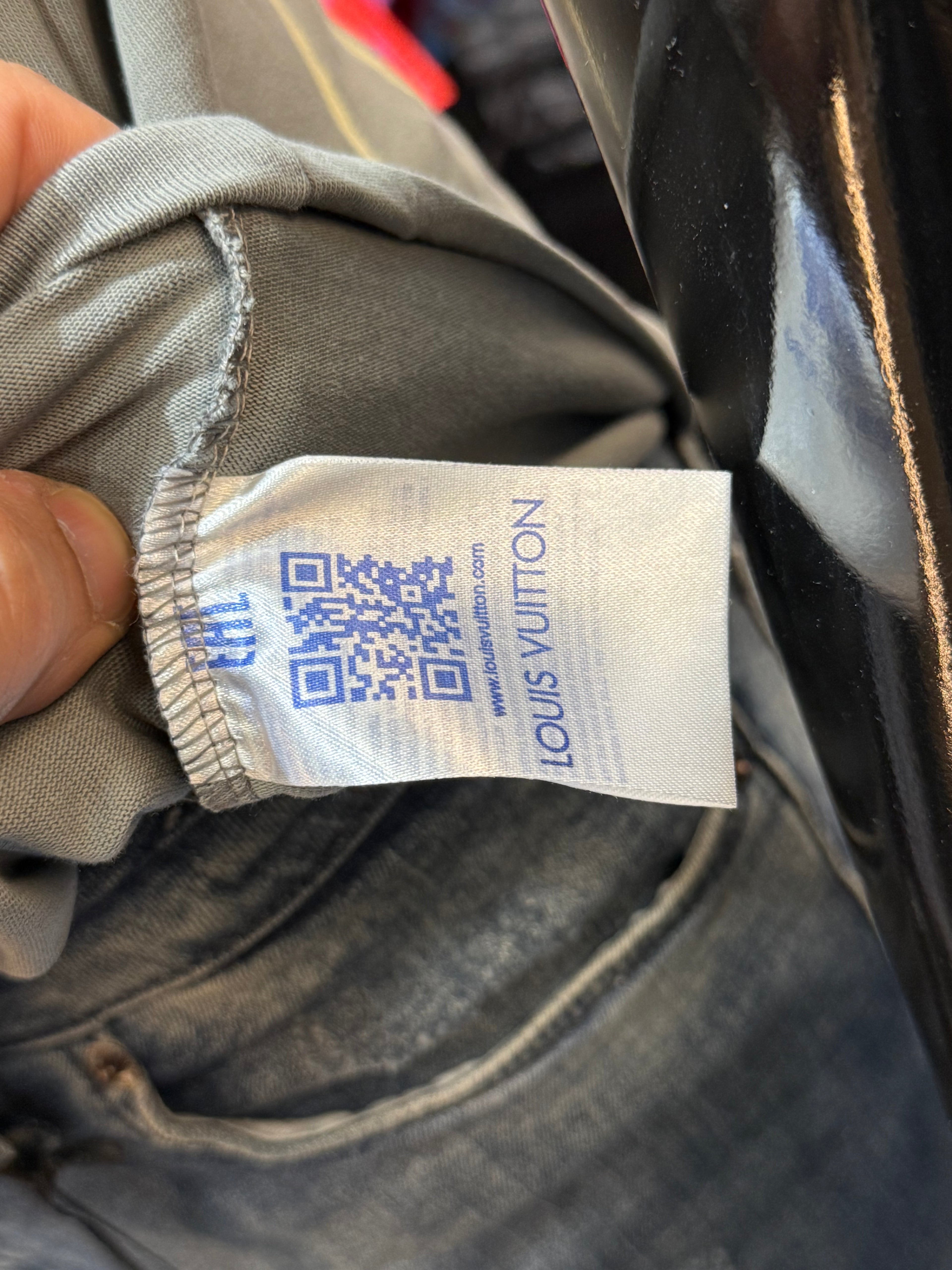 Louis Vuitton T-shirt K-114