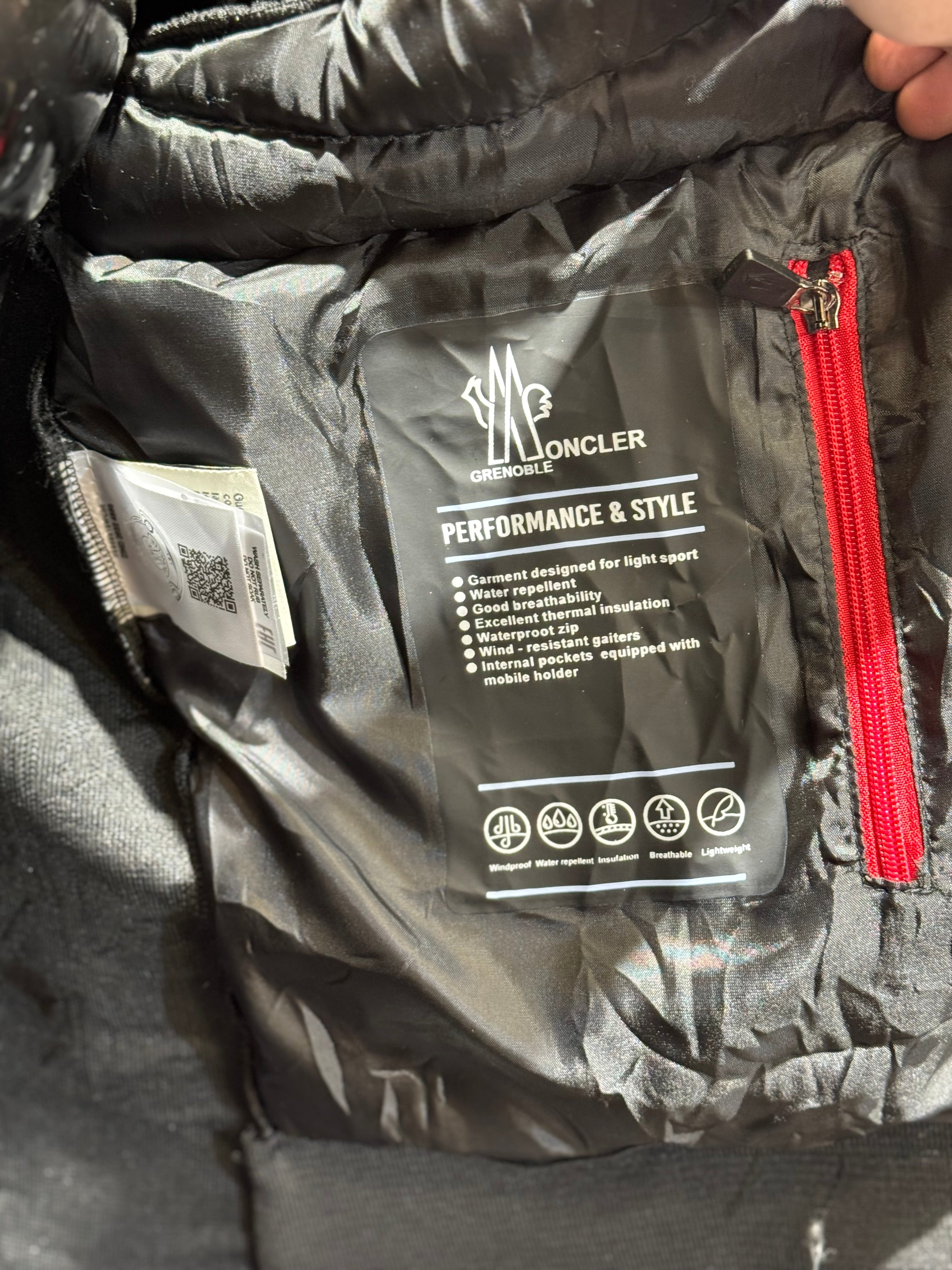 MONCLER HALF BLACK B-783