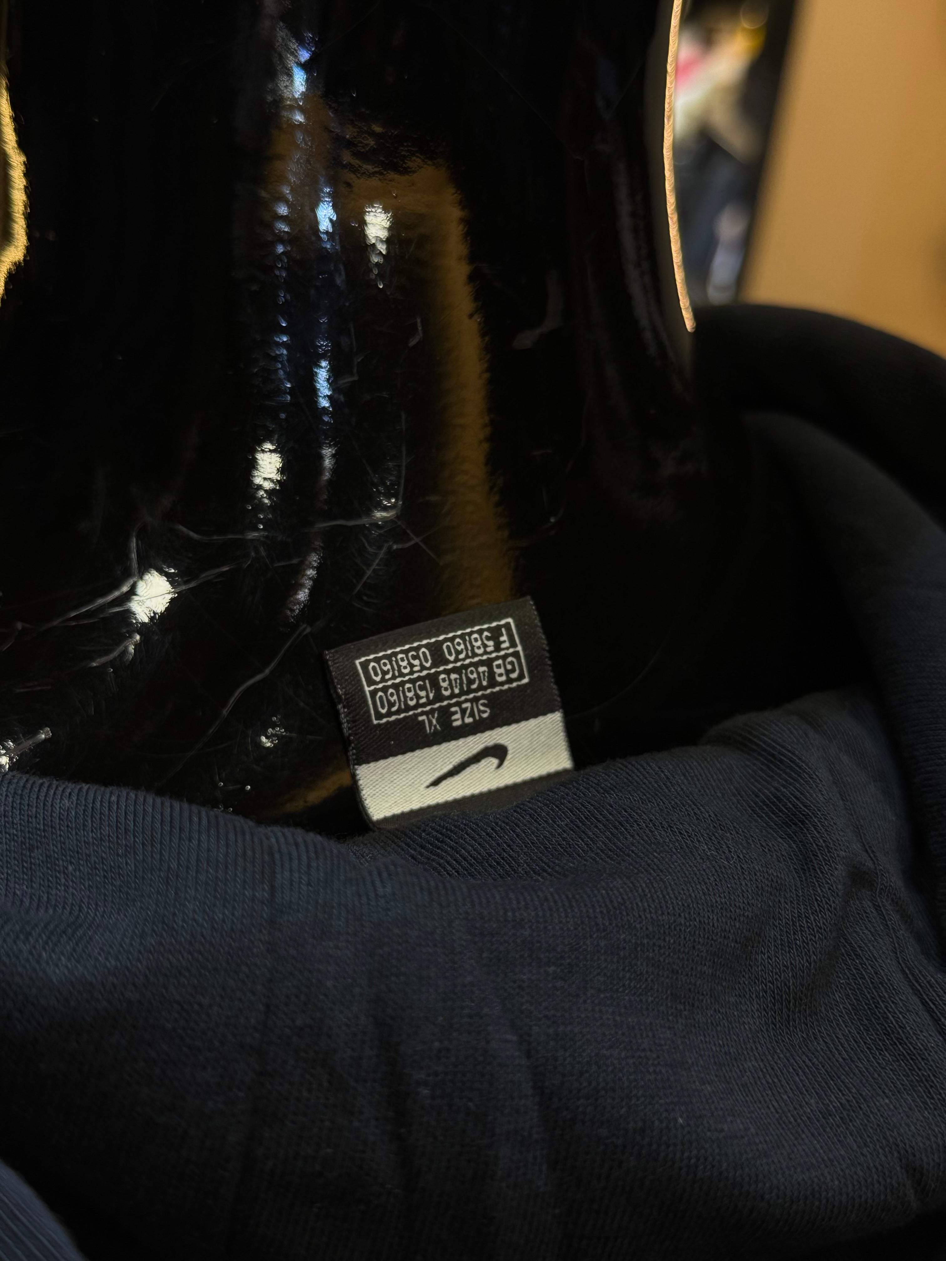 ΝΙΚΕ Φούτερ μαύρο  RR 719