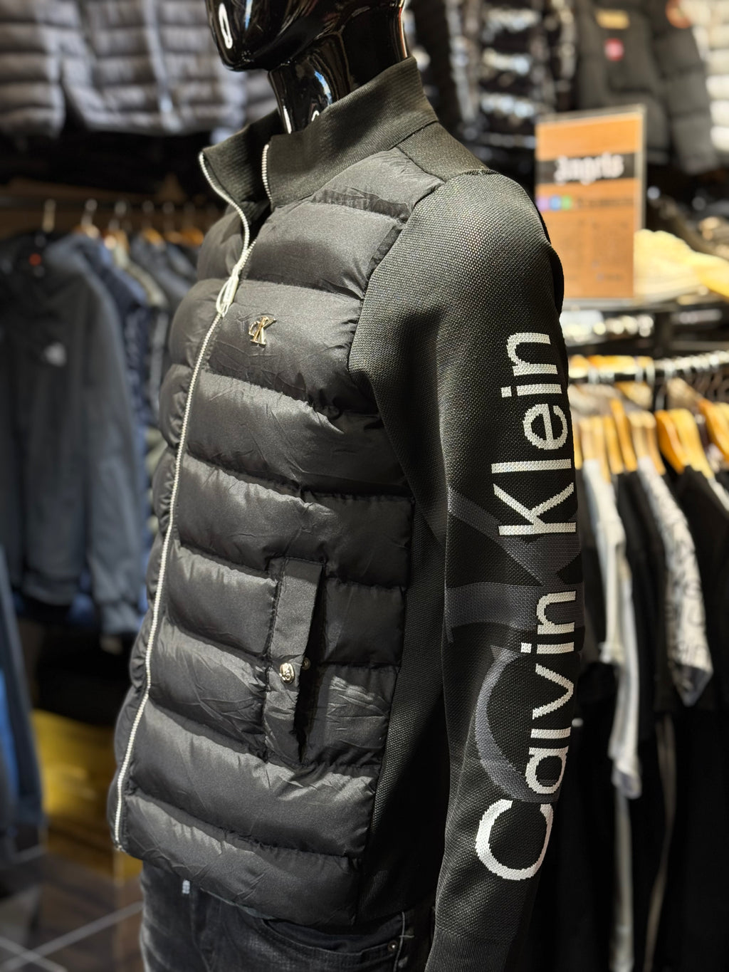 CALVIN KLAIN  HALF BLACK B-654