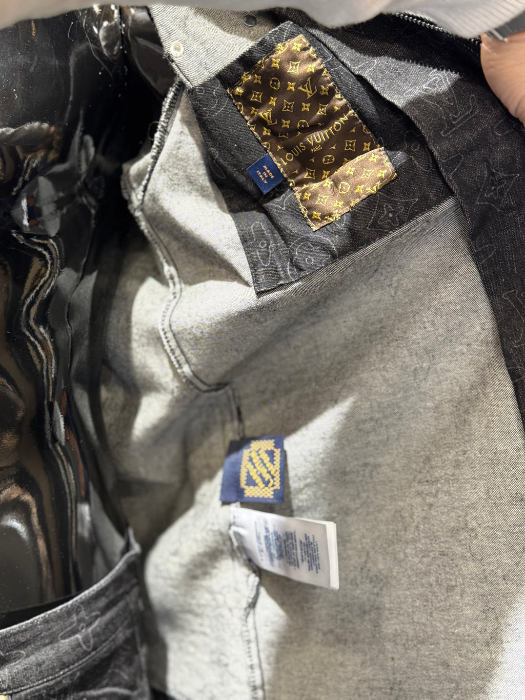 LOUIS VUITTON SET ΣΚΟΥΡΟ JEAN / ΜΑΥΡΟ Ζ-035