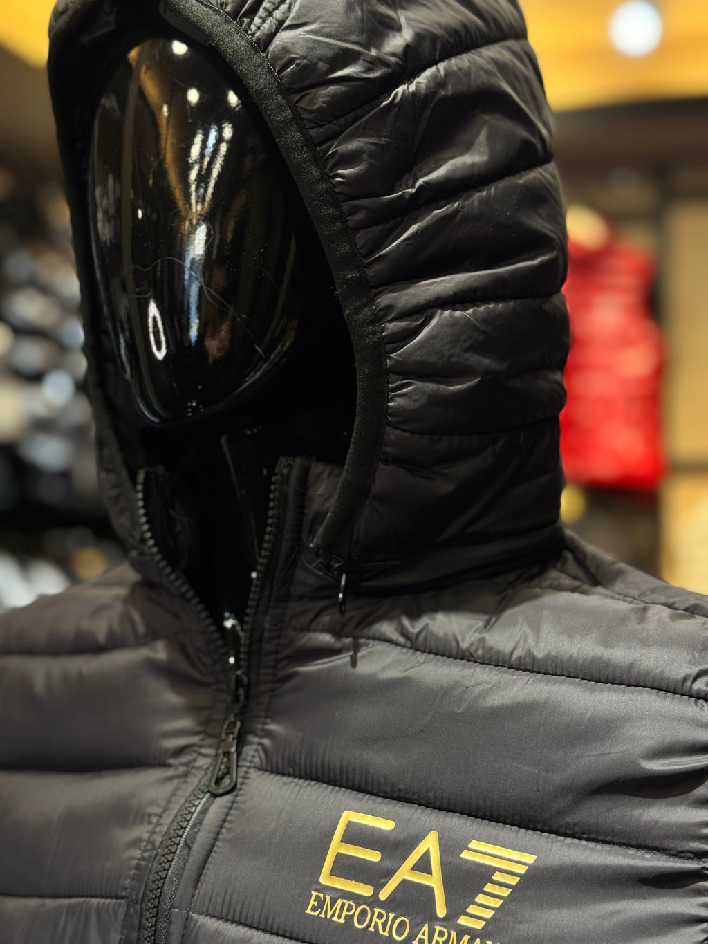 ARMANI EA7 BLACK J-505