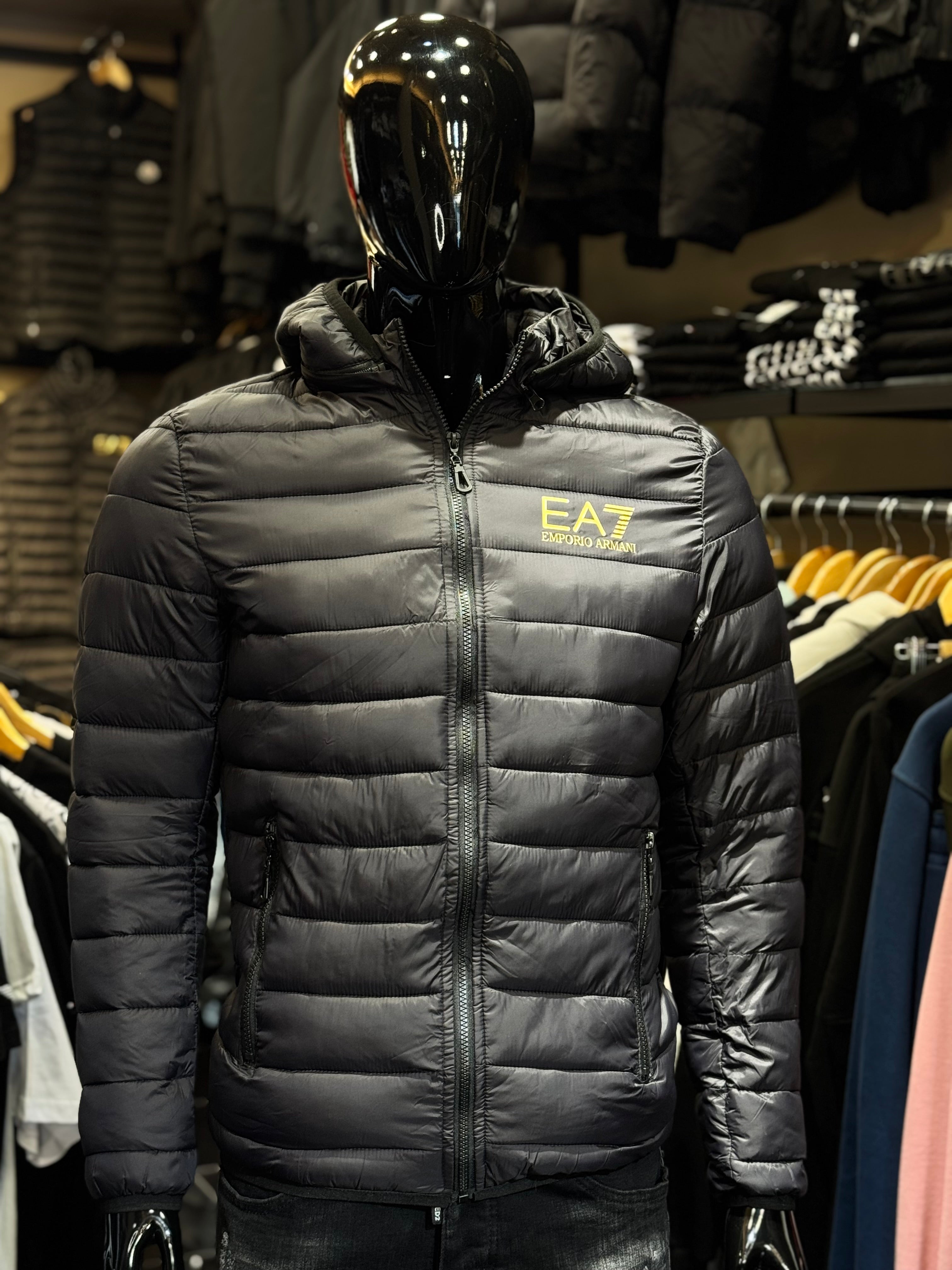 ARMANI EA7 BLACK J-505