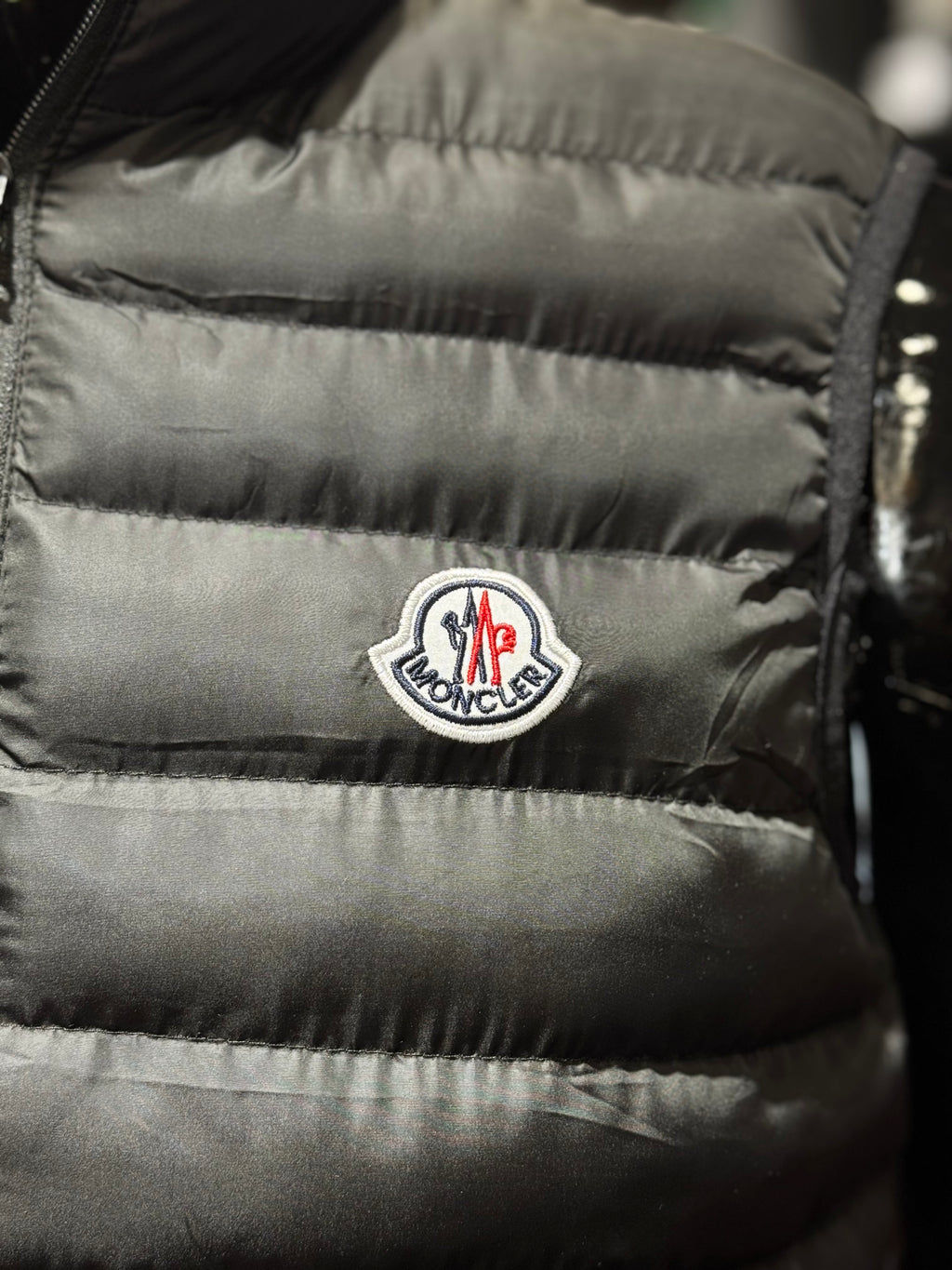 MONCLER  BLACK G-86