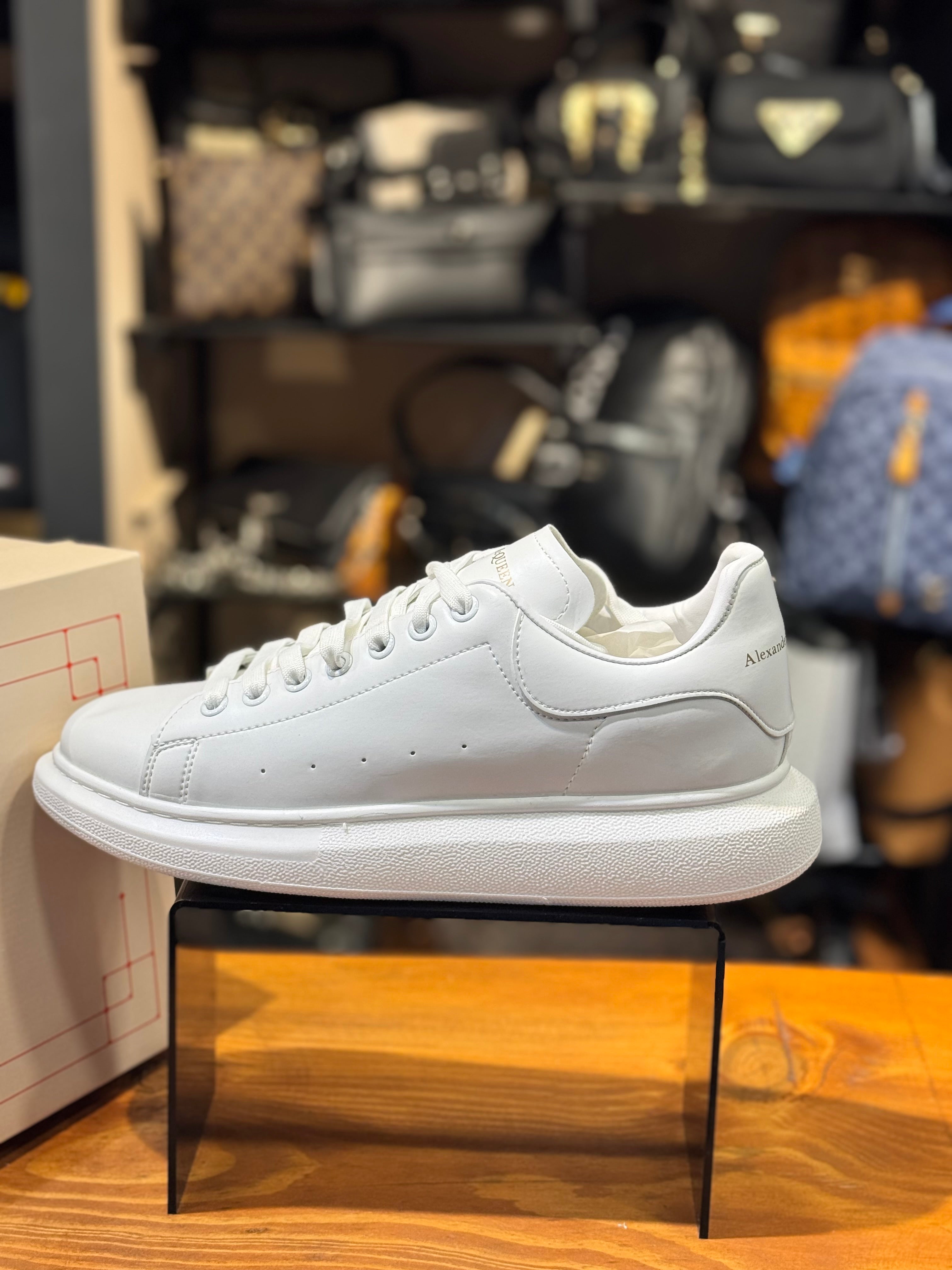 ALEXANDER McQUEEN SNEAKER D-182