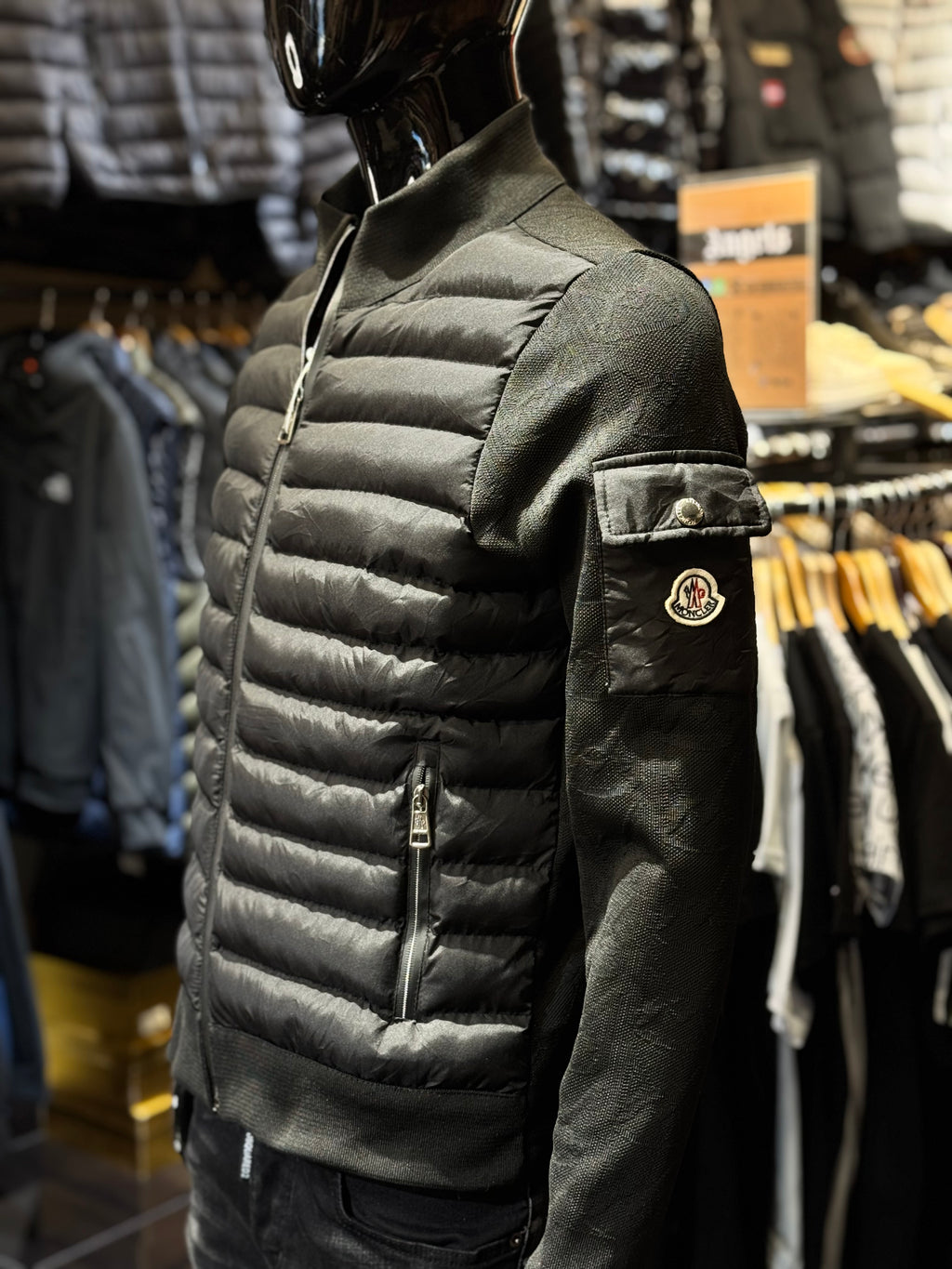 MONCLER HALF BLACK B-783