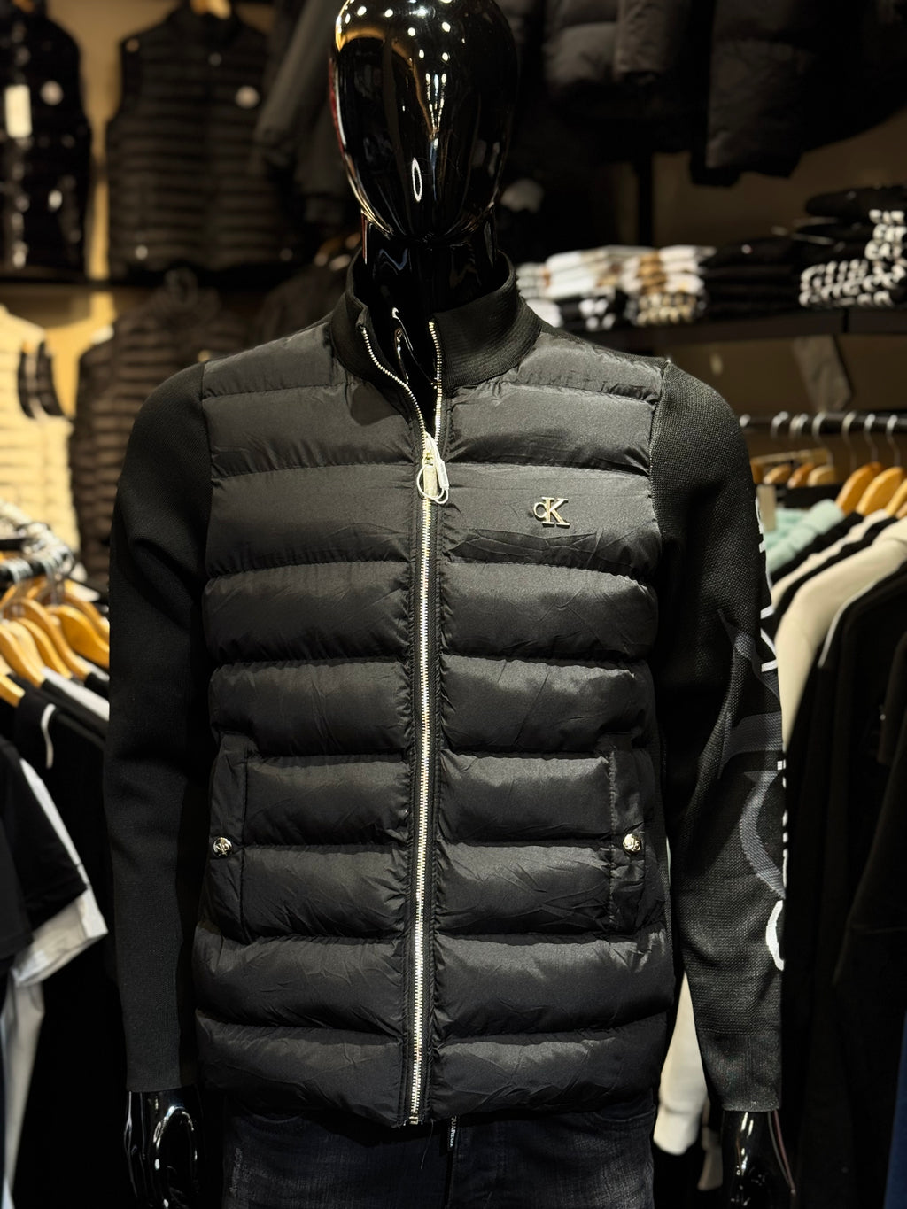 CALVIN KLAIN  HALF BLACK B-654