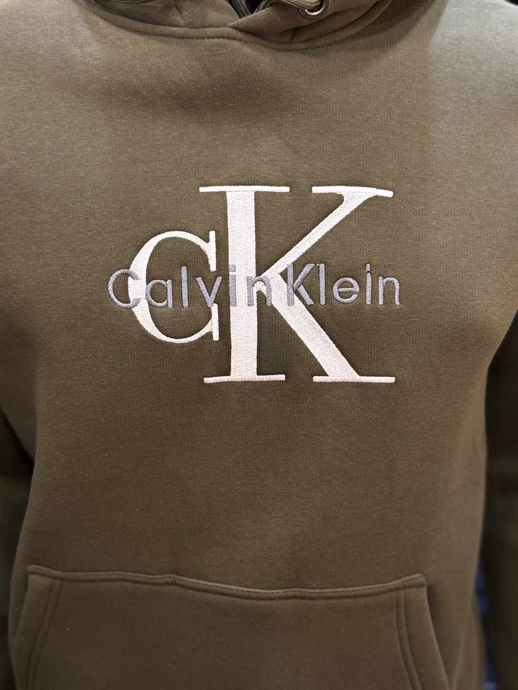 Calvin Klein track suit χακί  FG 22