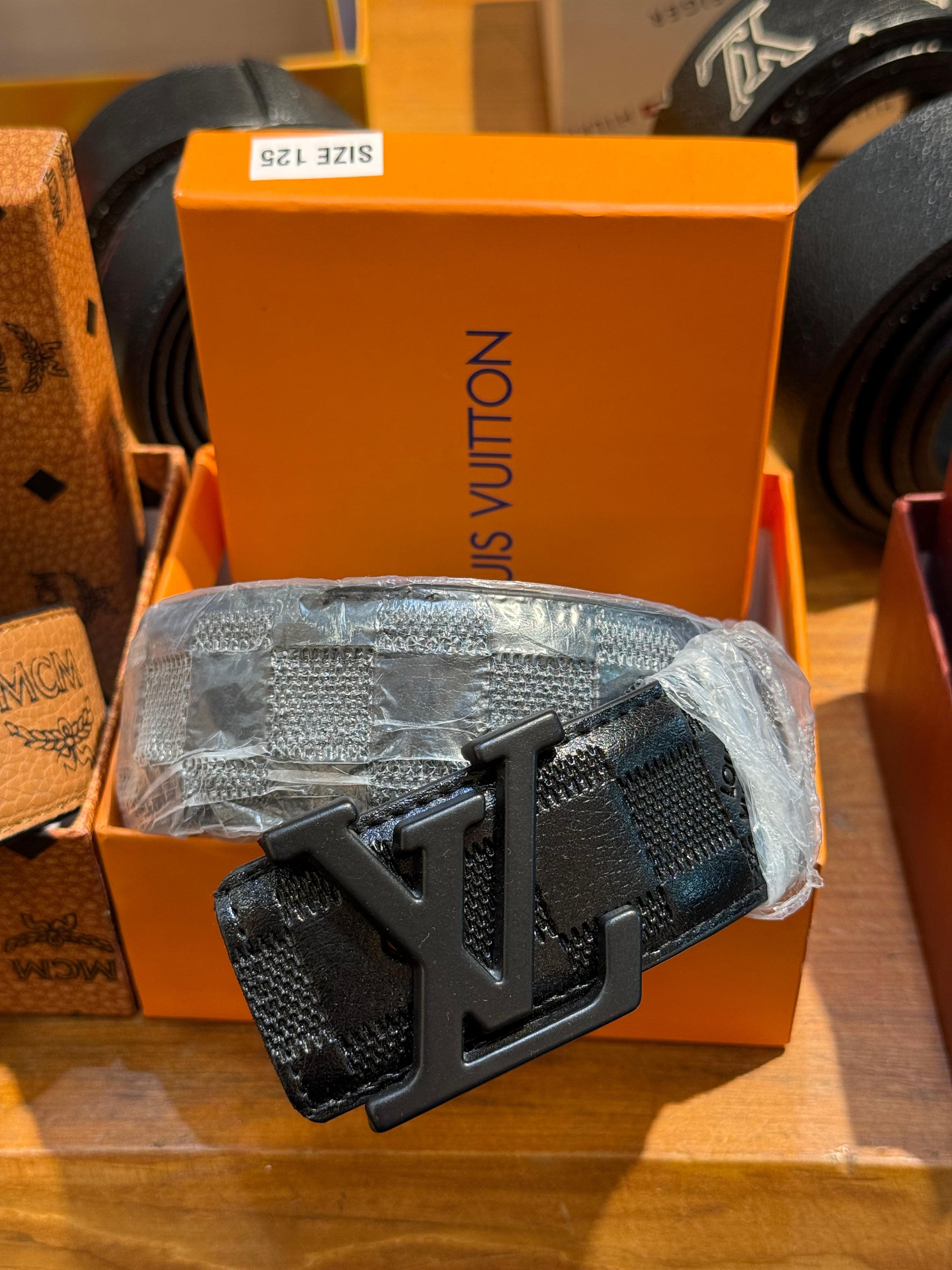 LOUIS VUITTON ΖΩΝΗ C-18