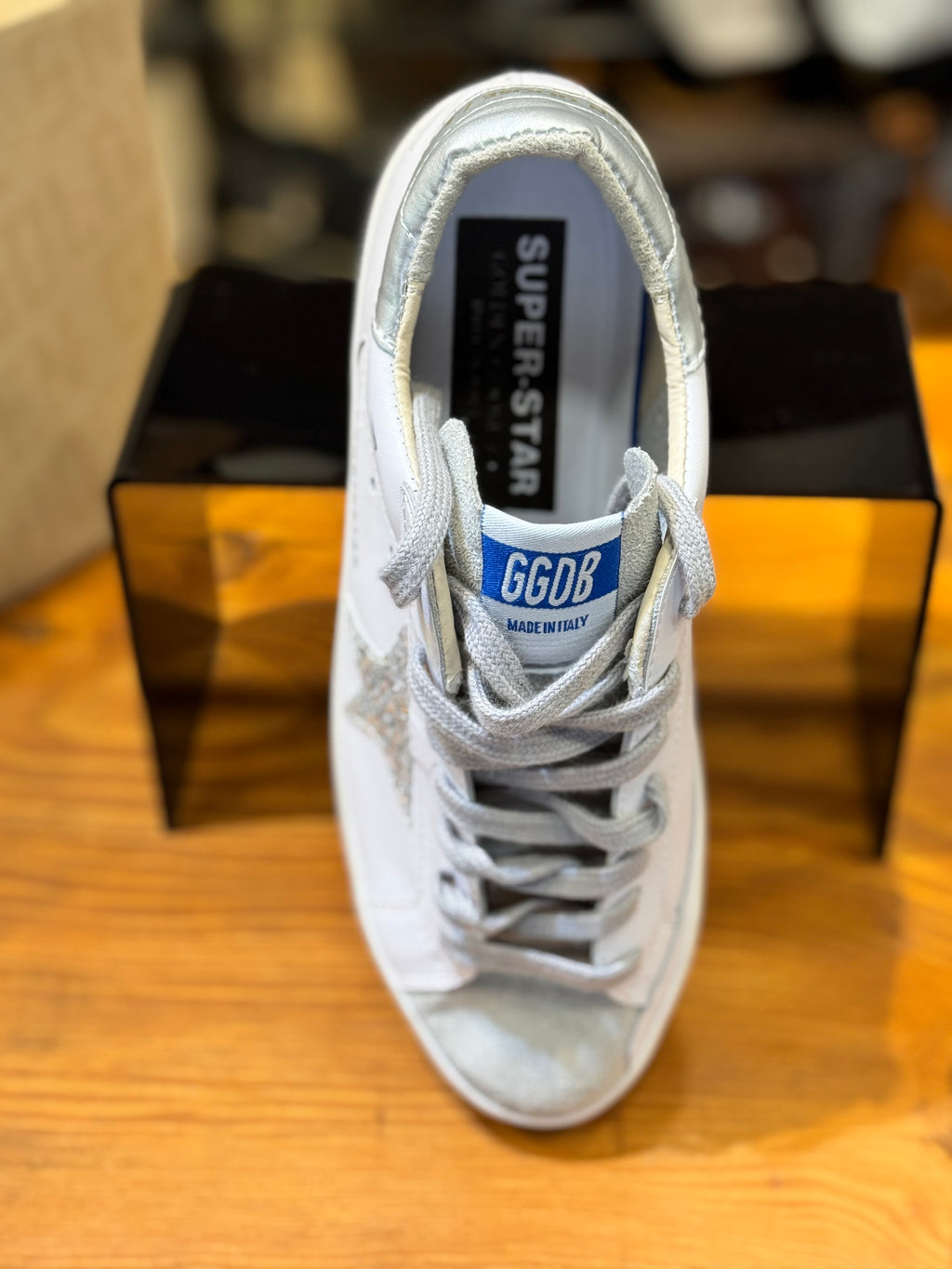 GOLDEN GOOSE SNEAKER D-187