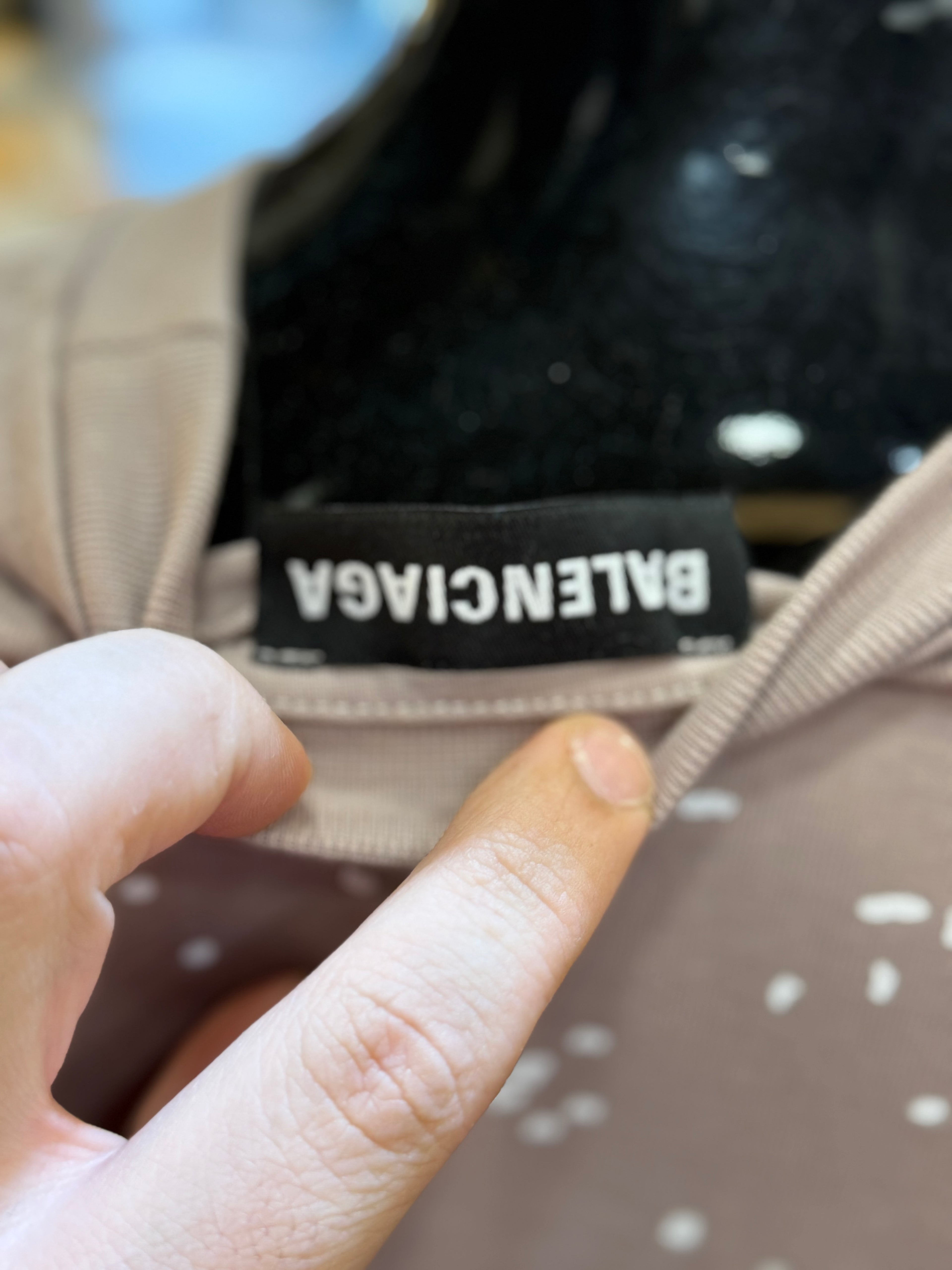 BALENCIAGA T-shirt K-116