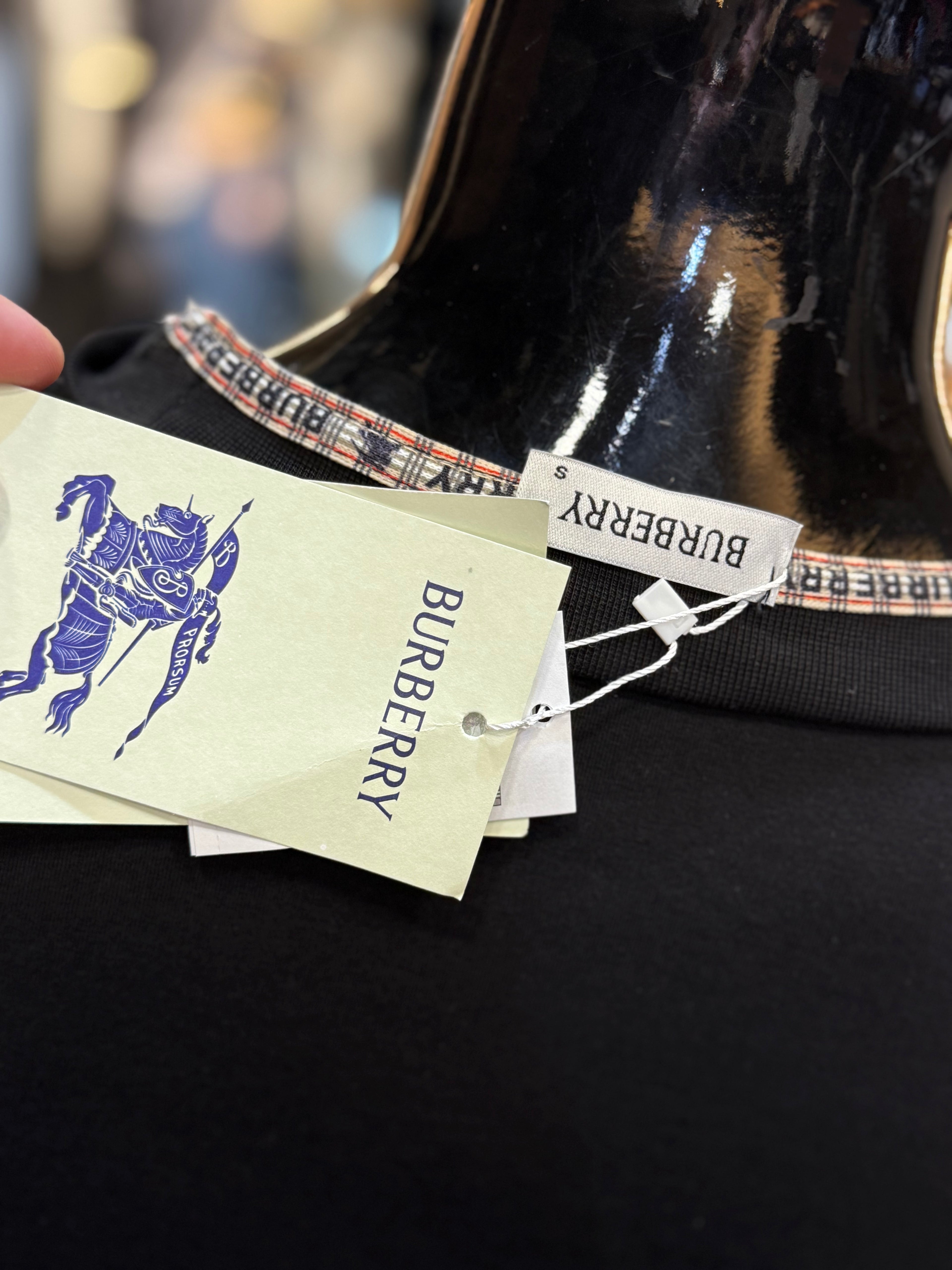 Burberry Φούτερ μαύρο  RD874