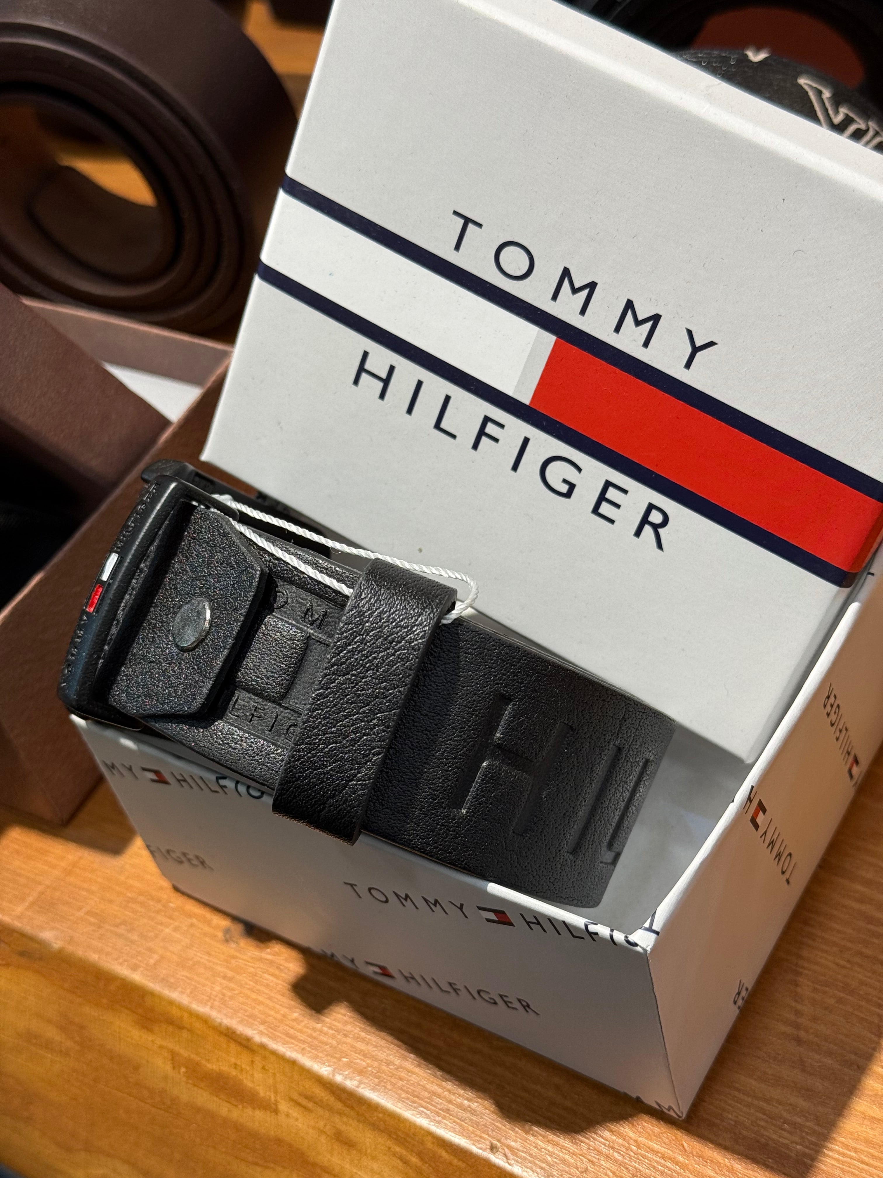 TOMMY HILFIGER ΖΩΝΗ ΜΑΥΡΗ C-38