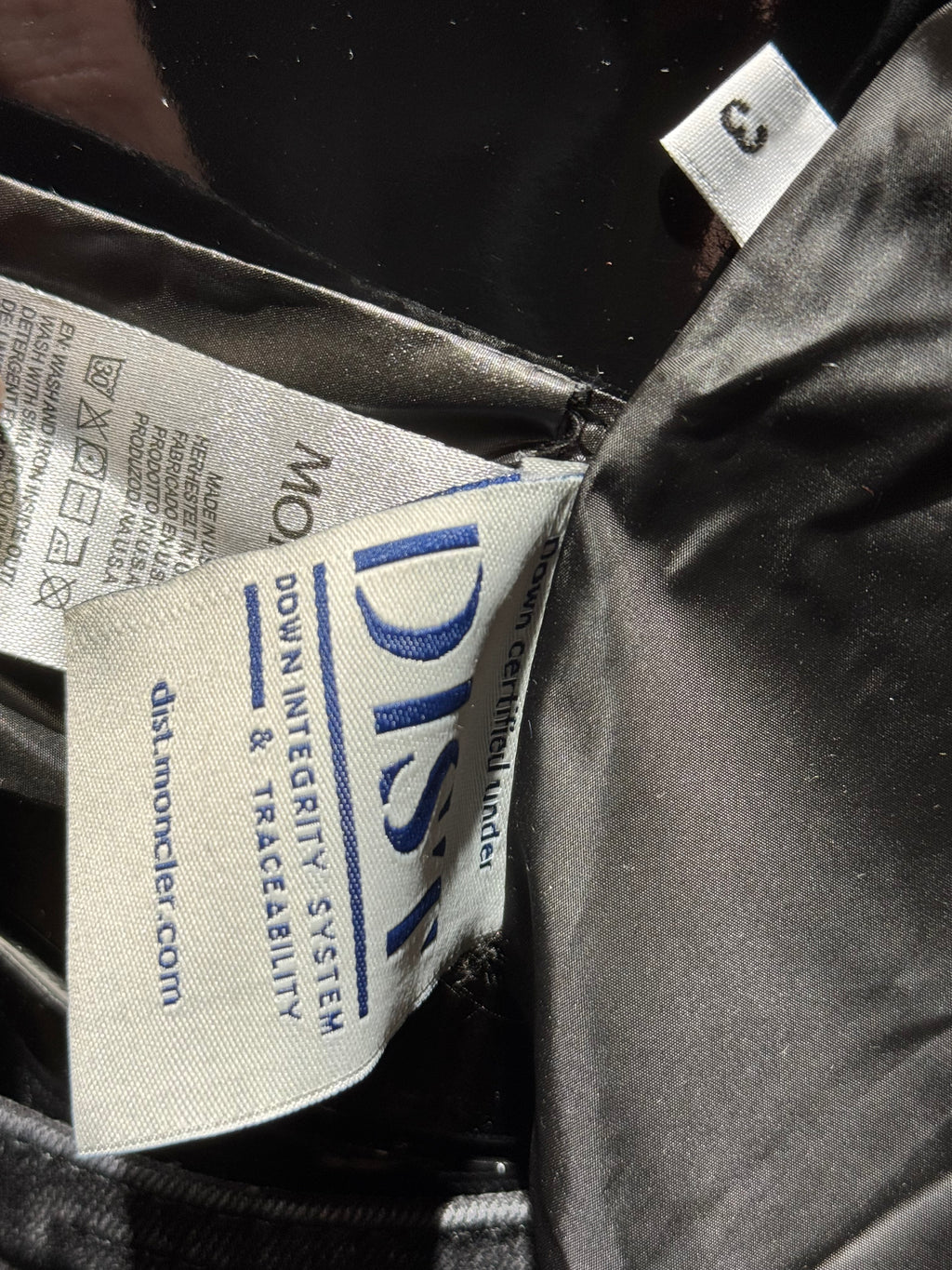 MONCLER MAGIA GLOSSY BLACK J-55