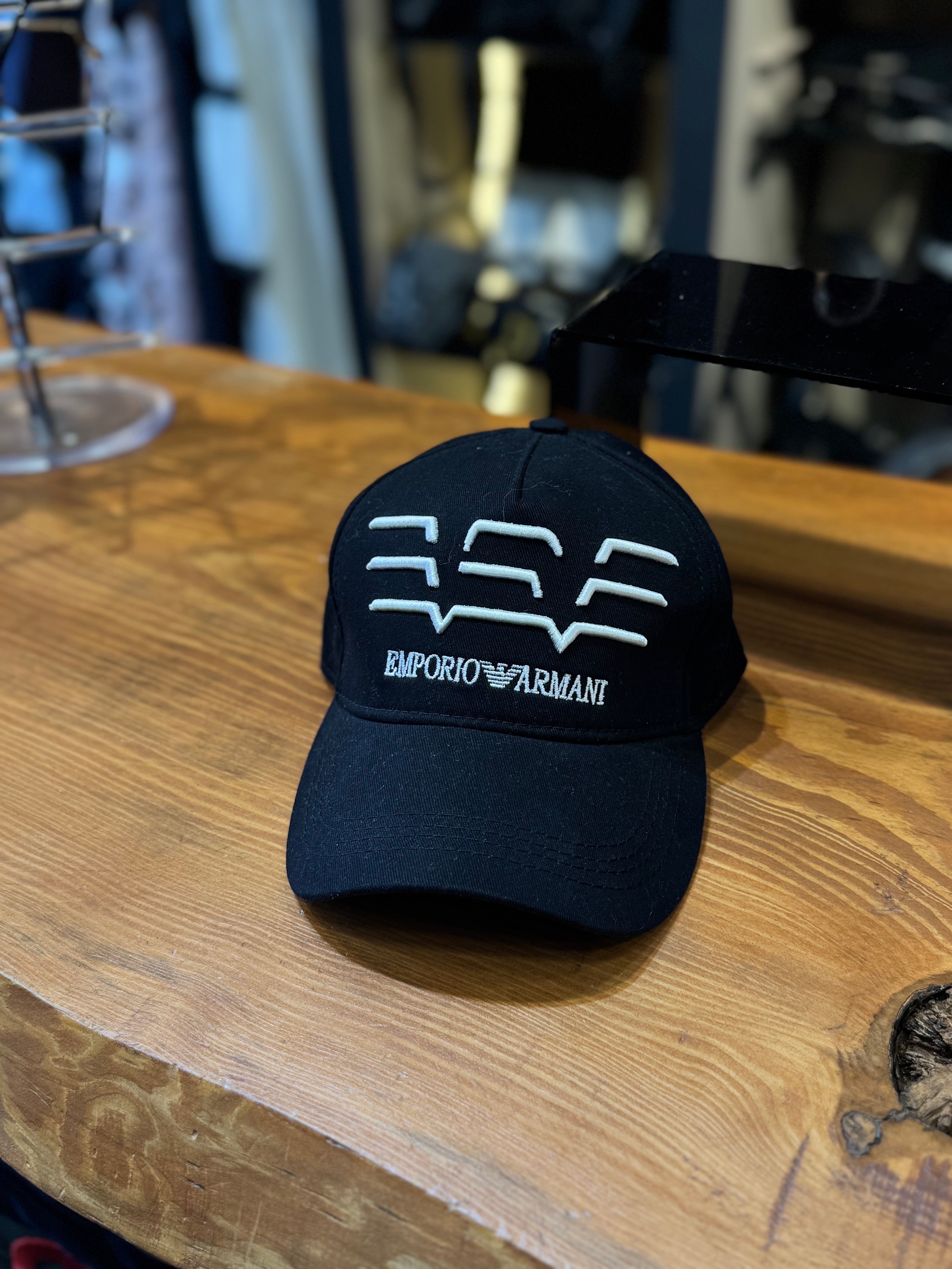 ARMANI HAT  BLACK Z-14