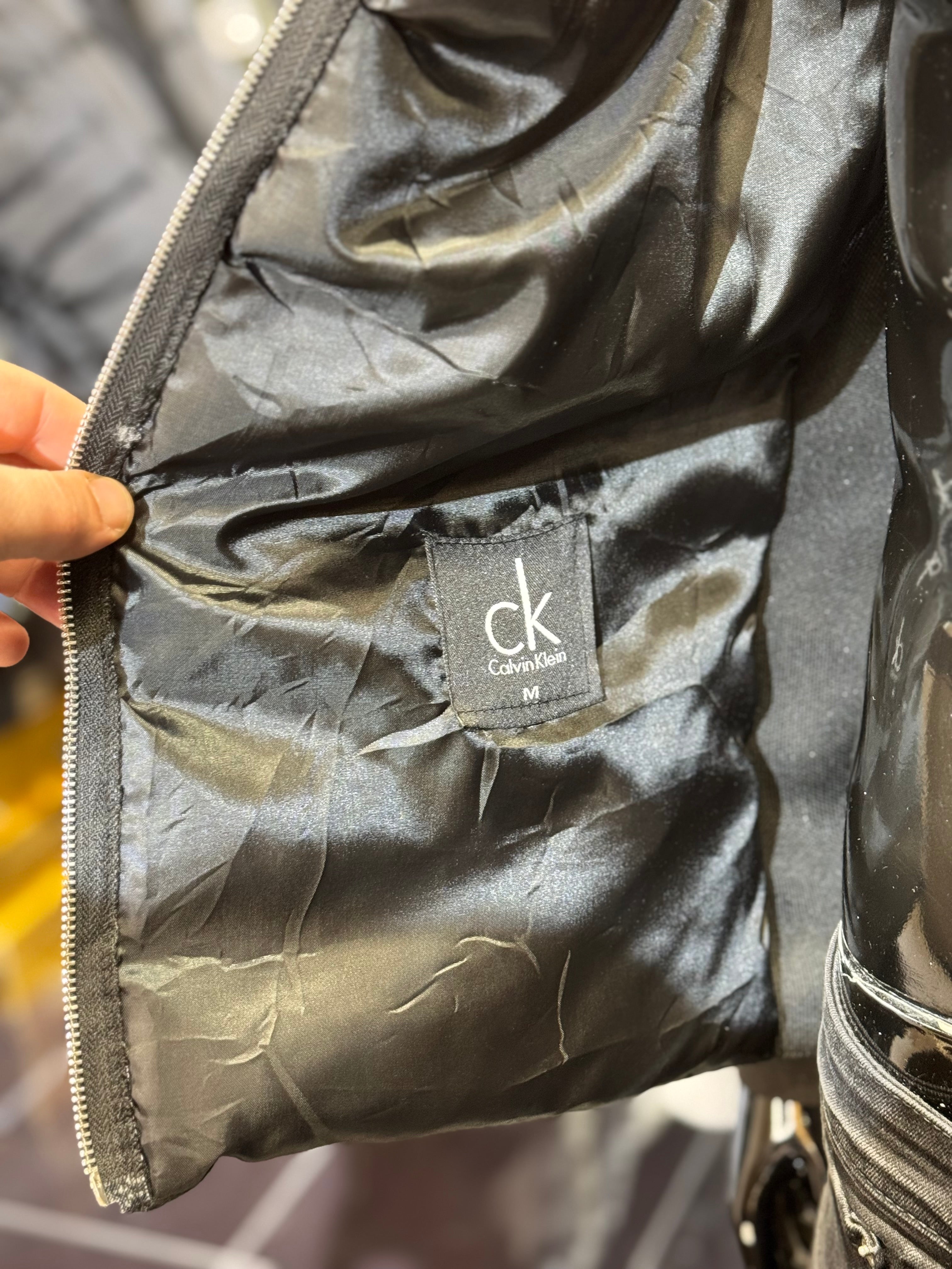 CALVIN KLAIN  HALF BLACK B-654