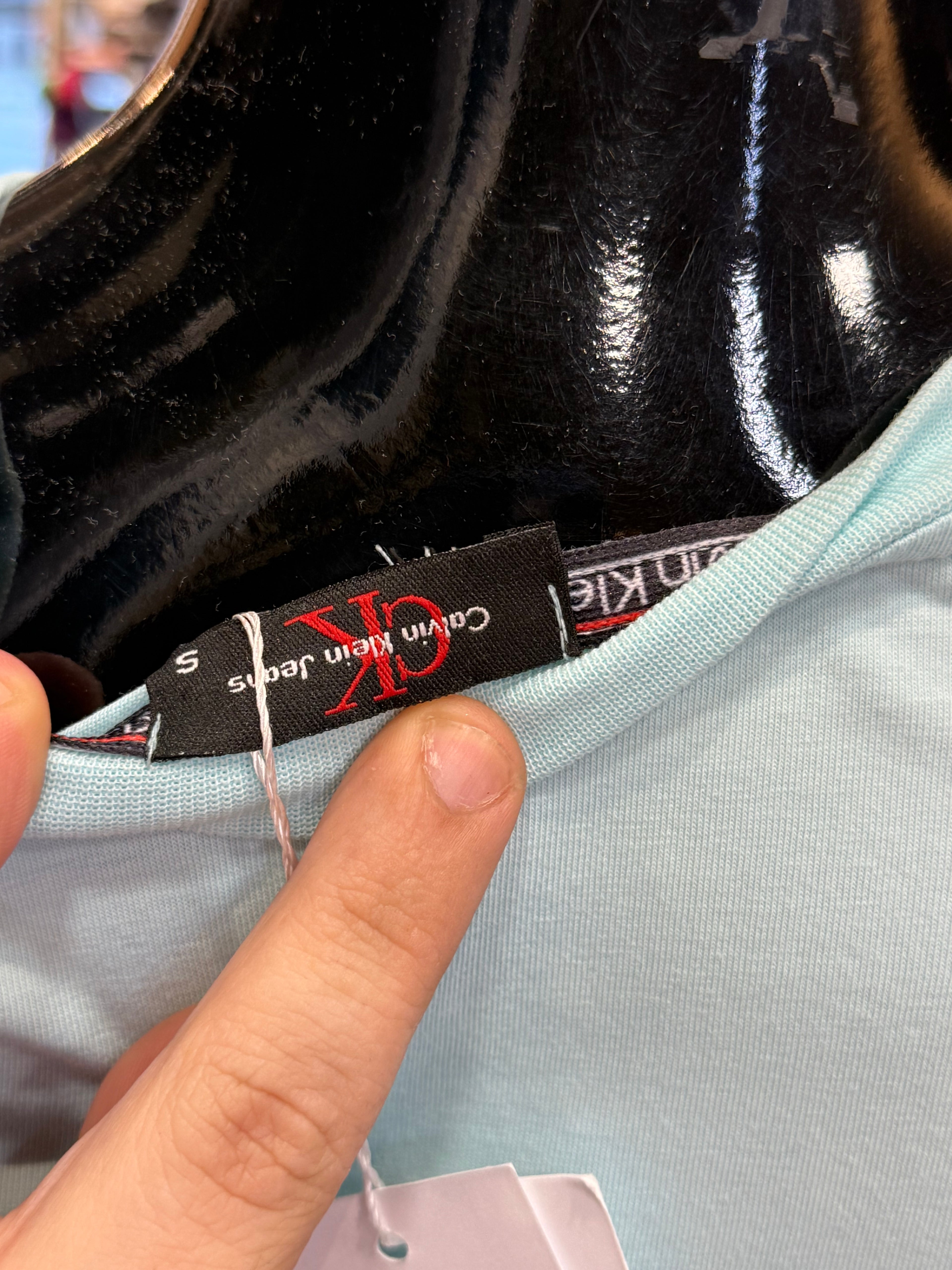 Calvin Klein T-shirt K-119