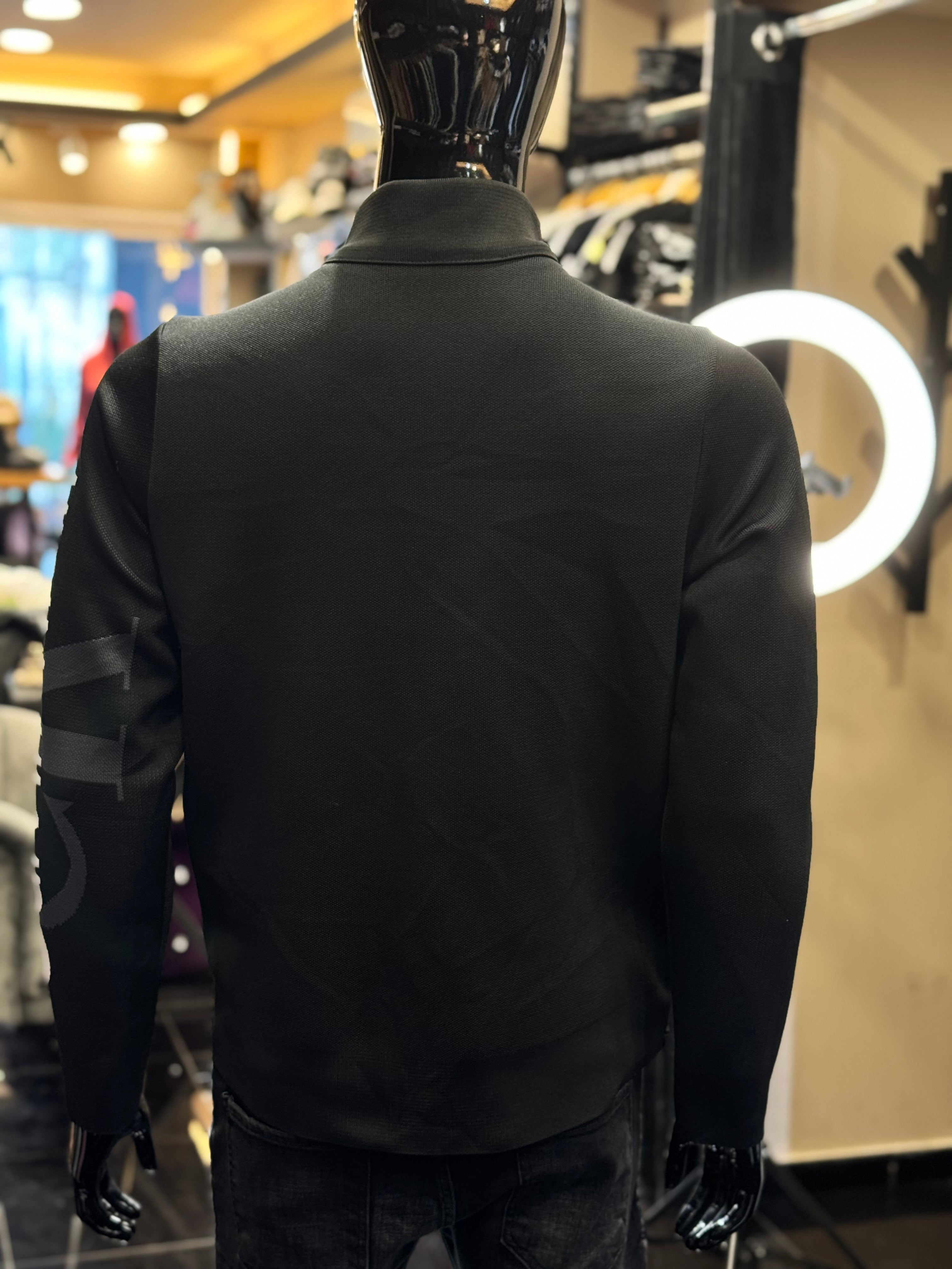 CALVIN KLAIN  HALF BLACK B-654