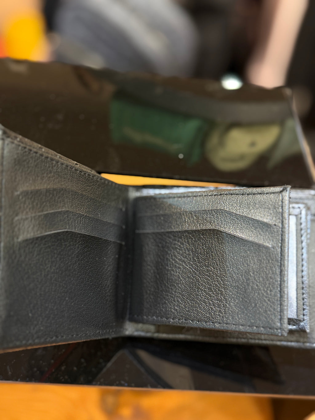 GUCCI  πορτοφόλι καρτοθήκη  μαύρο CVG 108