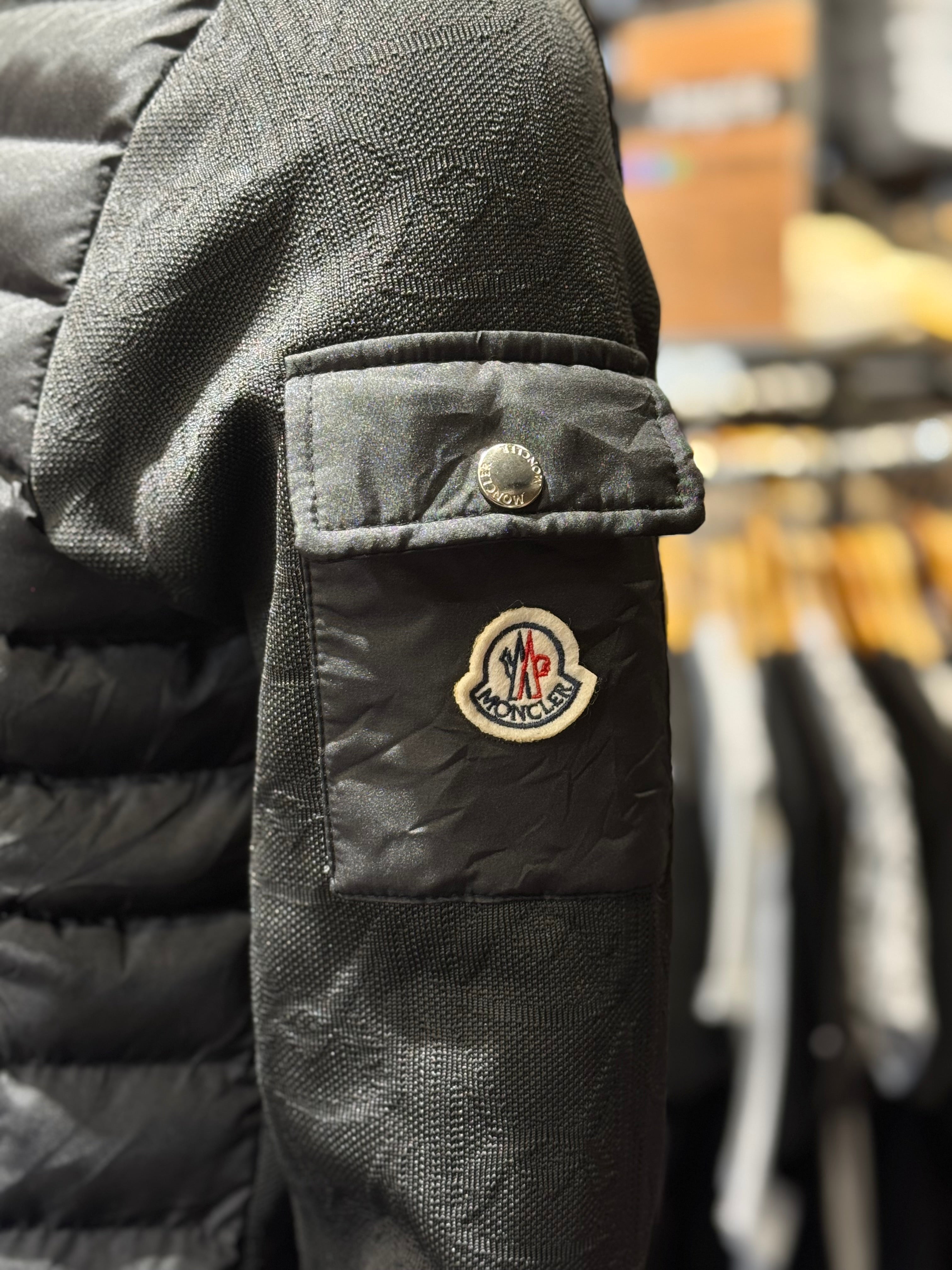 MONCLER HALF BLACK B-783