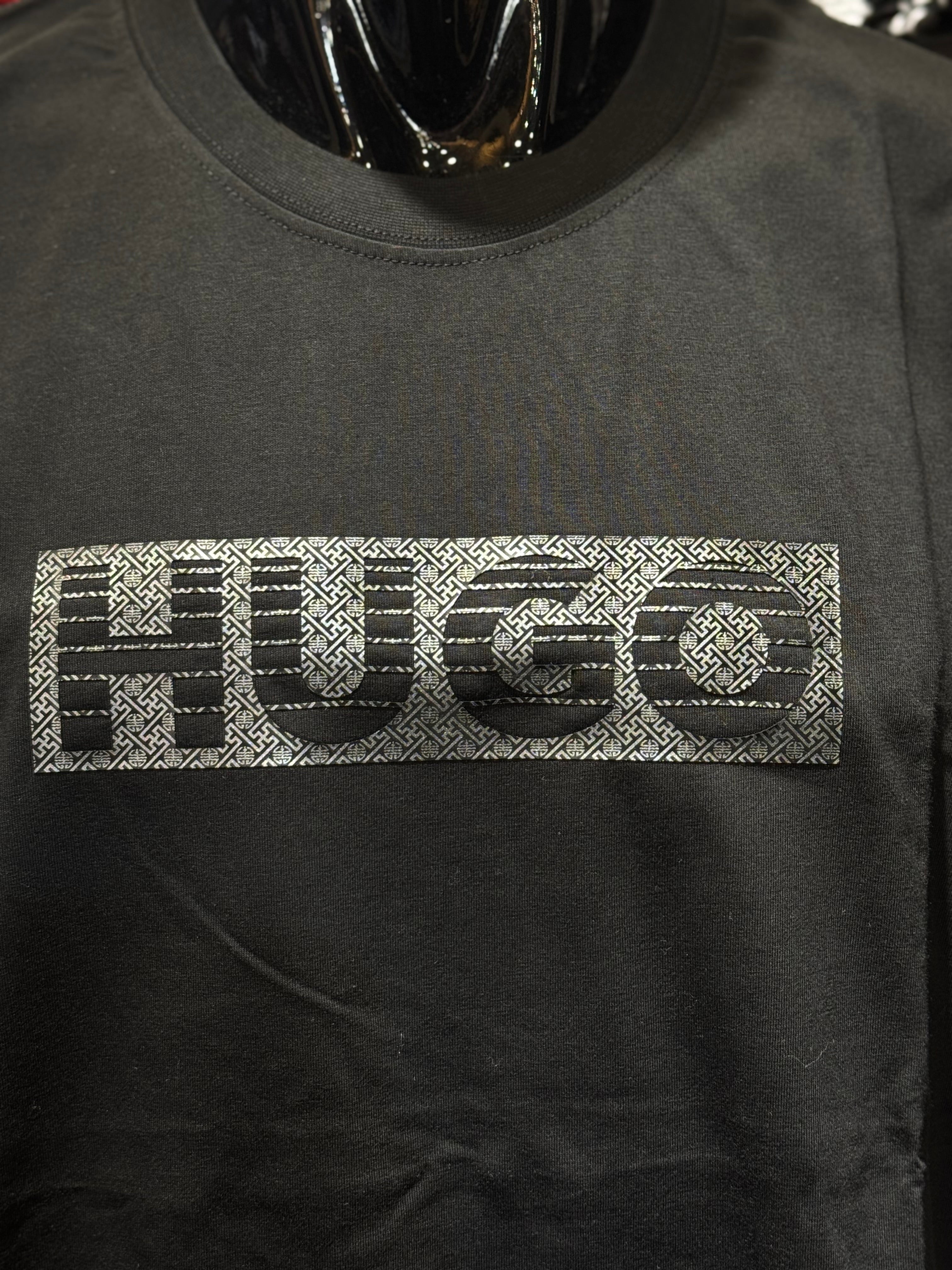 HUGO T-shirt M-35