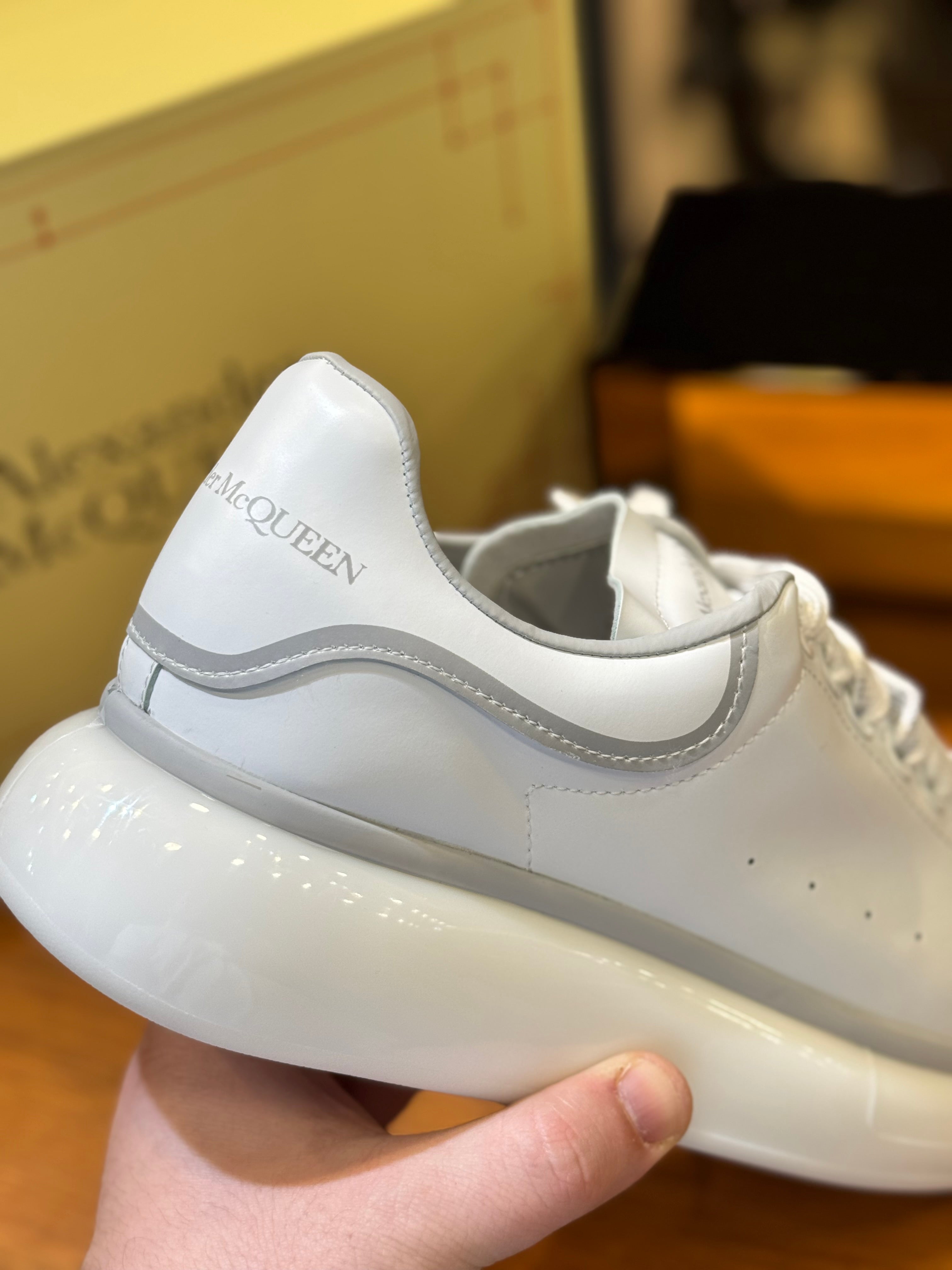 ALEXANDER McQUEEN SNEAKER D-181