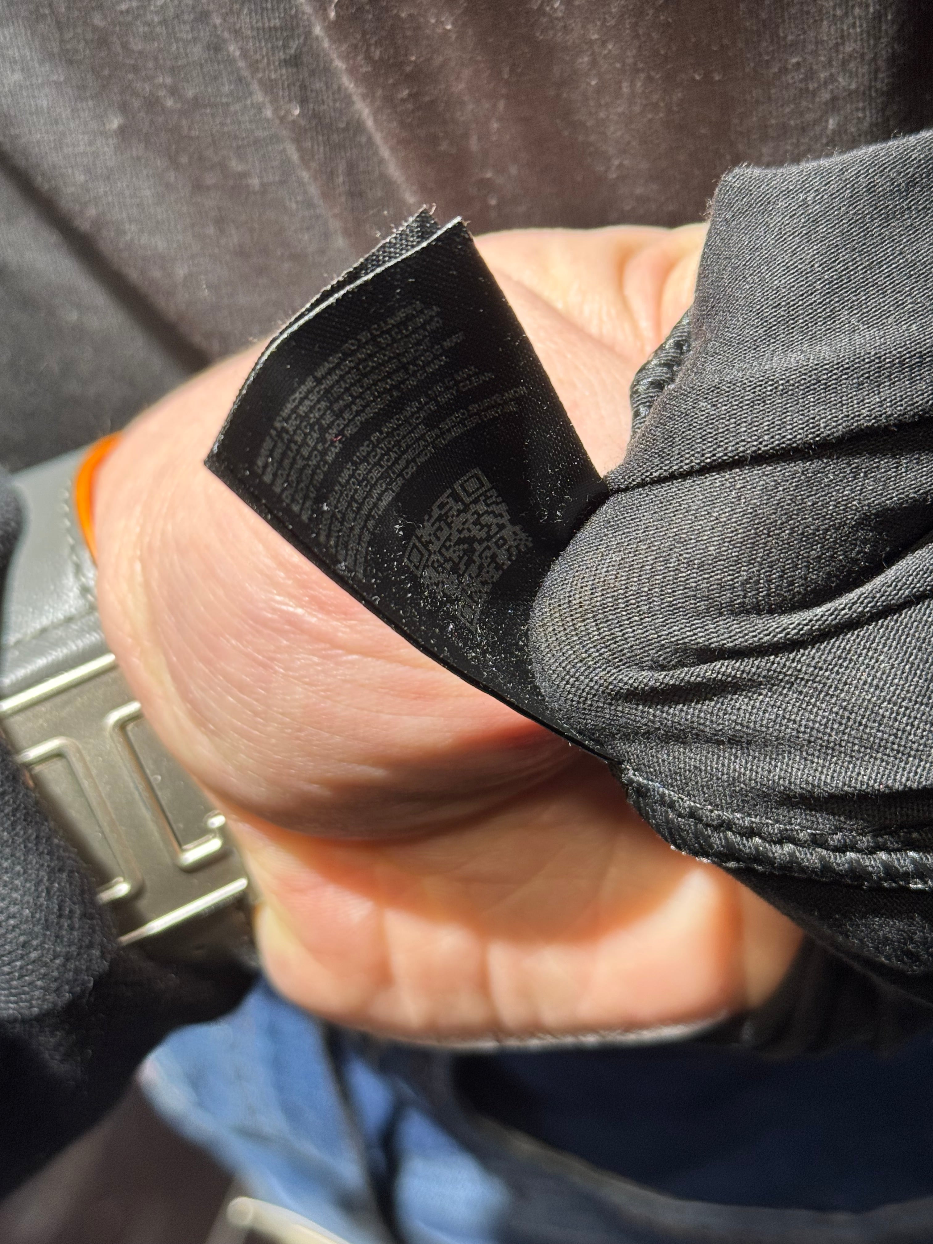 CALVIN KLEIN
 T-shirt H-87