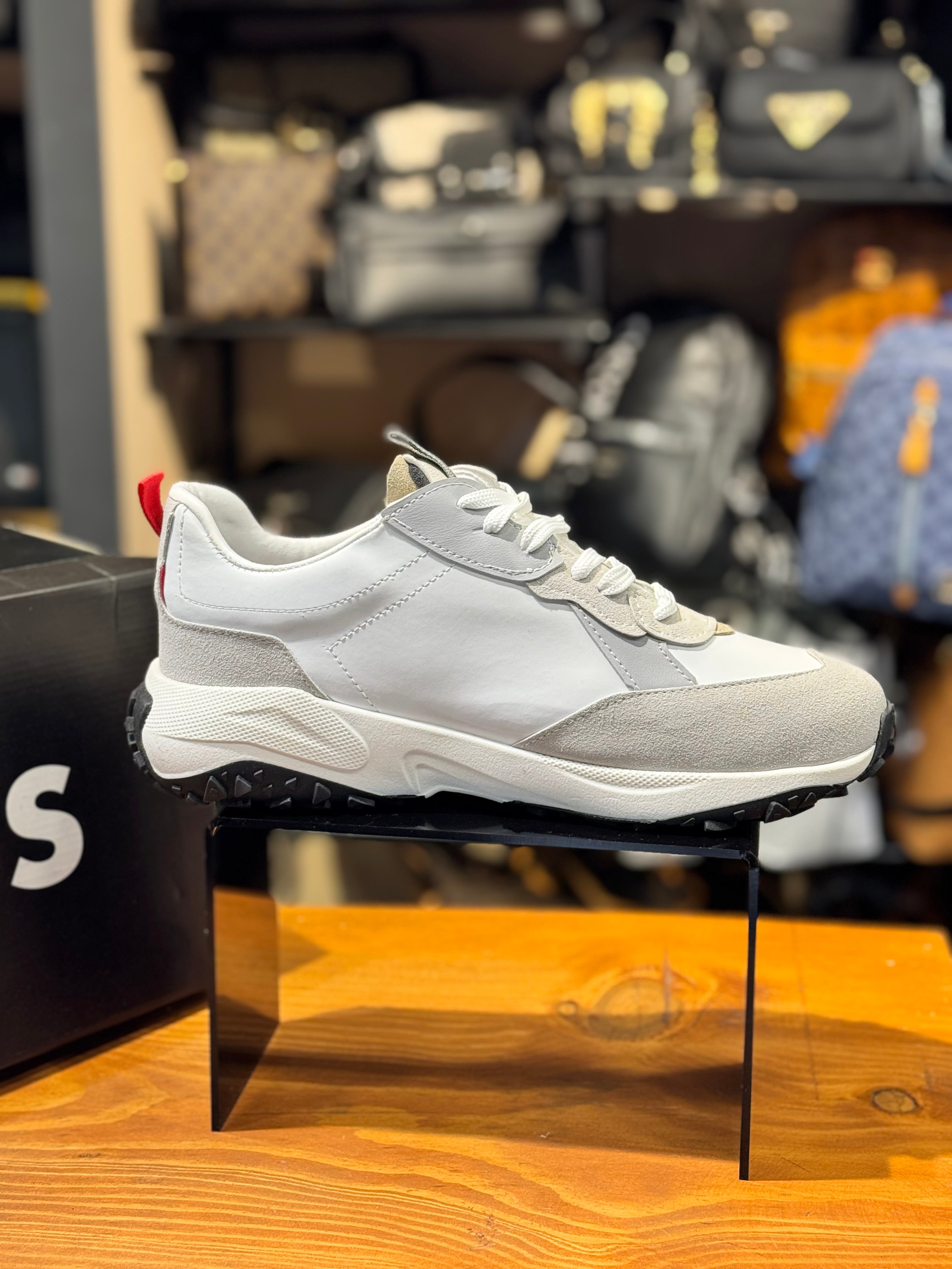 HUGO SNEAKERS 
 D-197