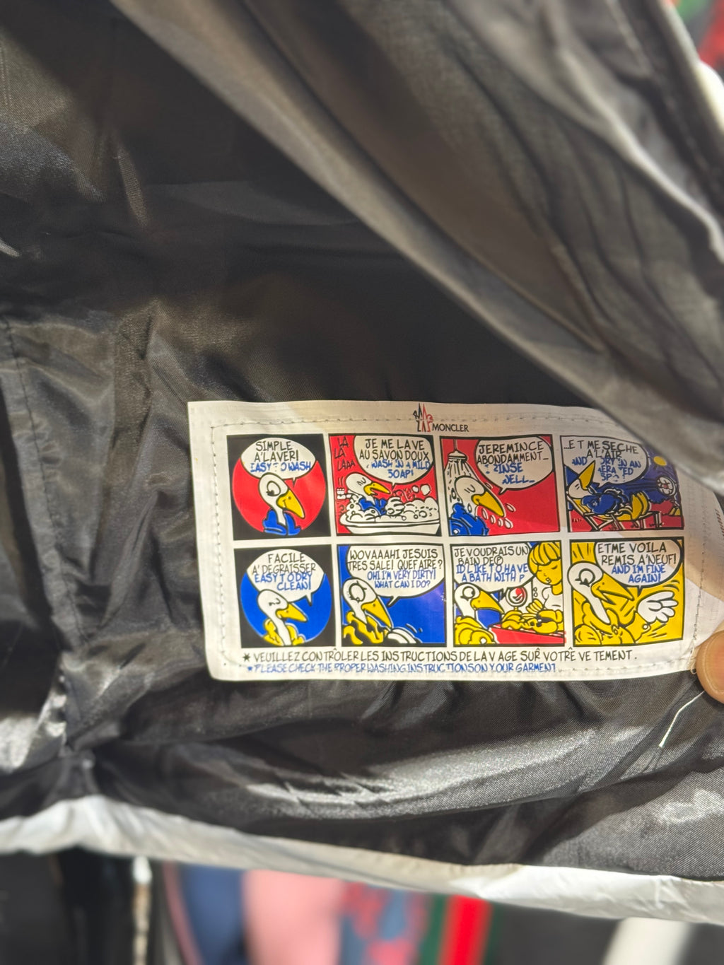 MONCLER GLOSSY WHITE  V-38