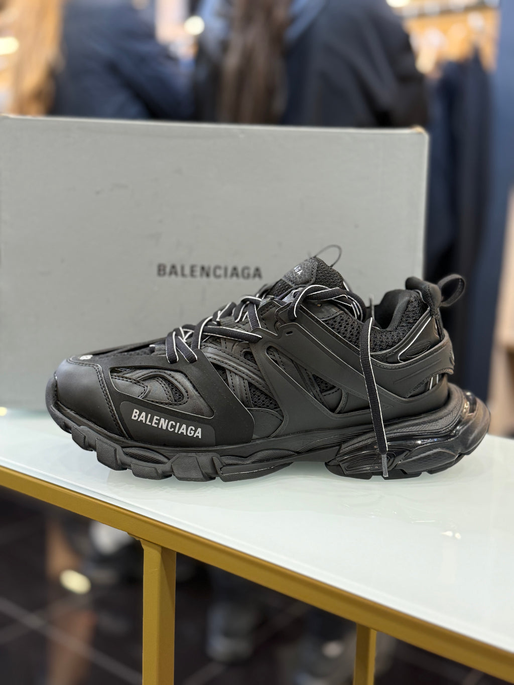 BALENCIAGA SNEAKERS   D-494