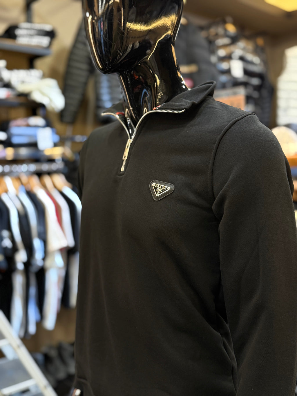 PRADA zipper μαύρο WIJ 37