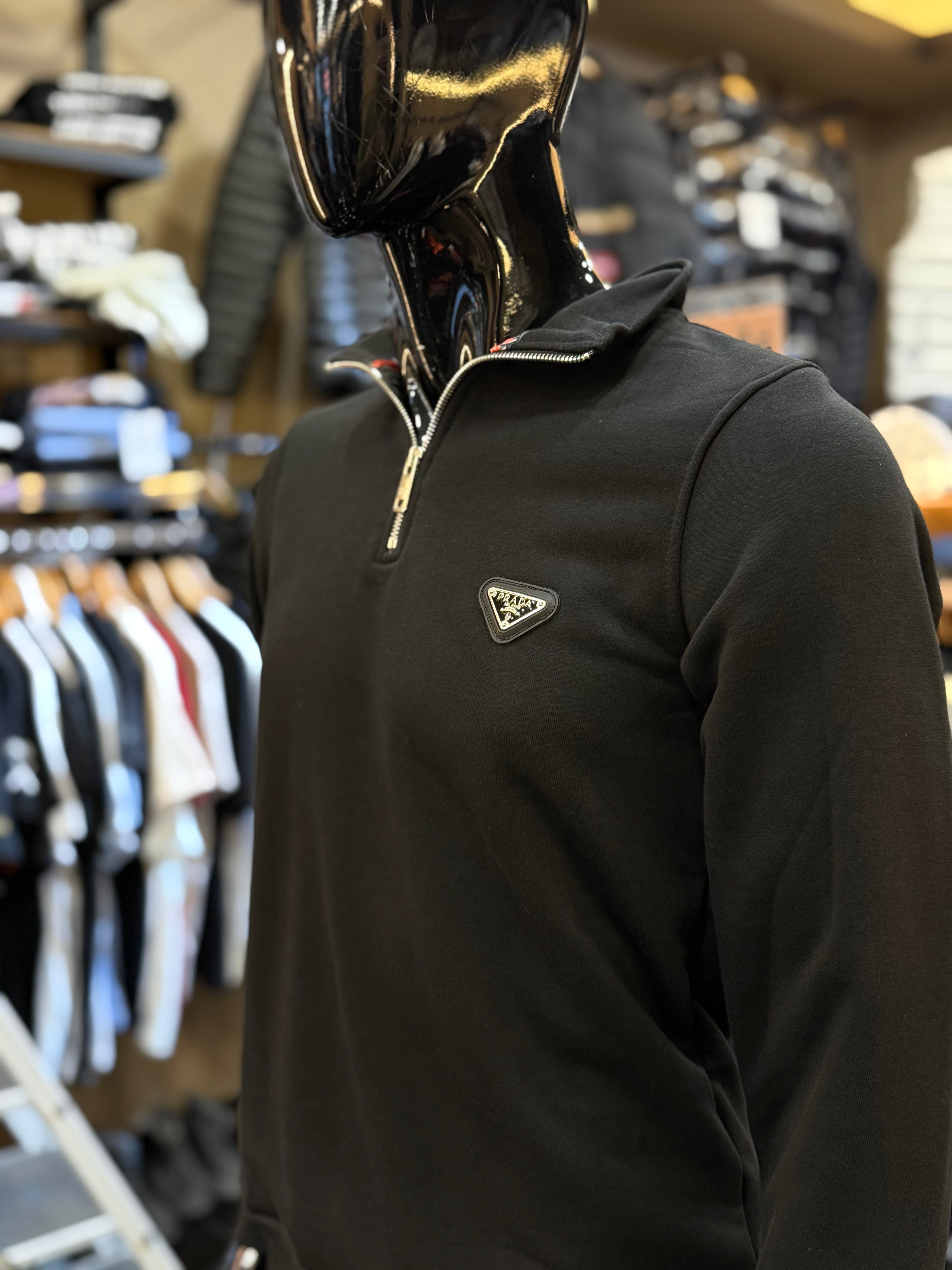 PRADA zipper μαύρο WIJ 37