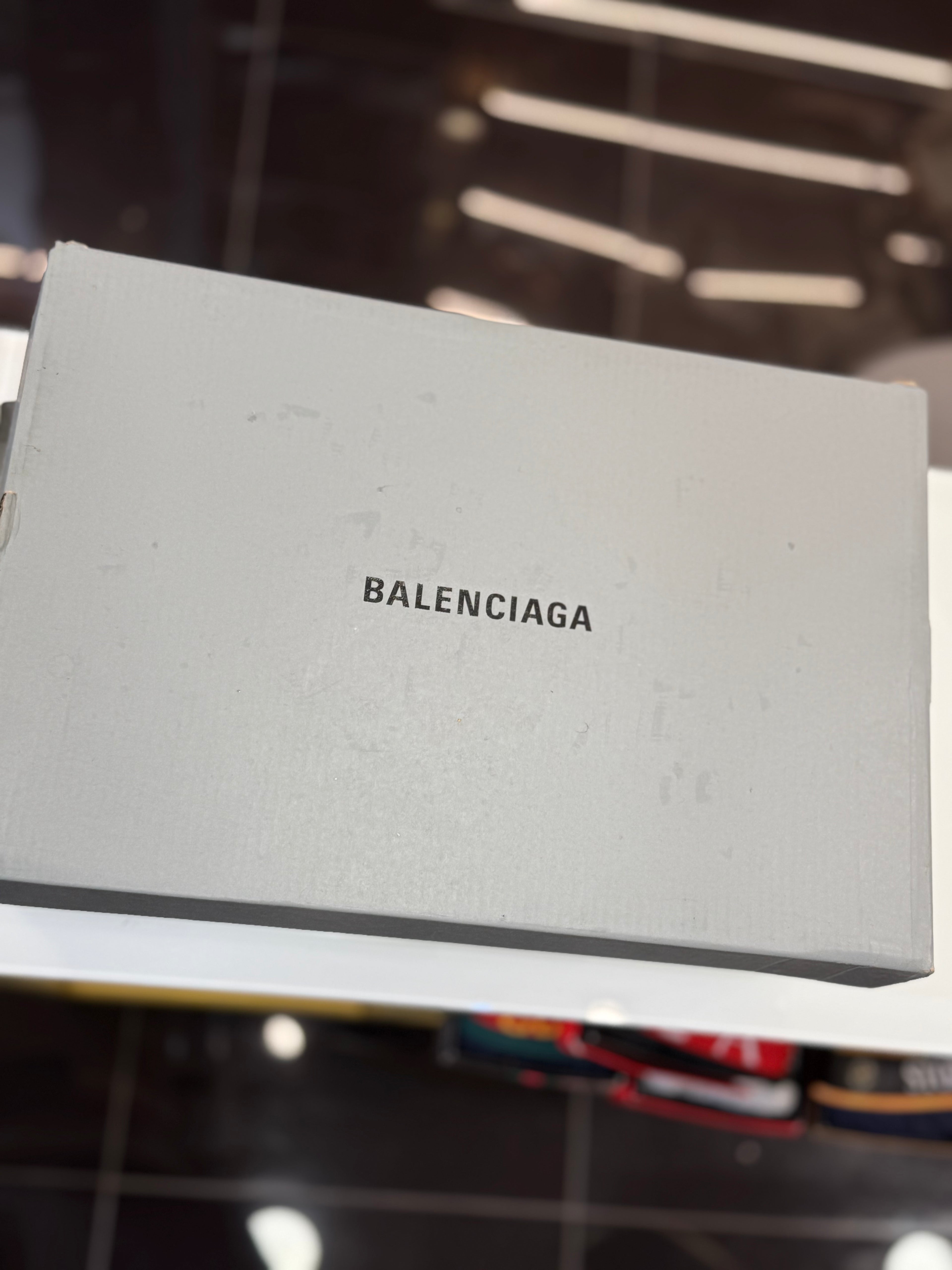 BALENCIAGA SNEAKERS   D-494