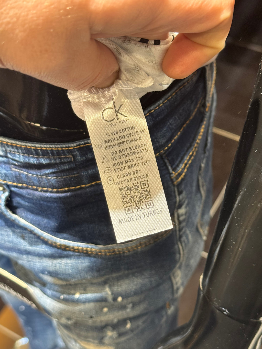 CALVIN KLEIN
 T-shirt H-88