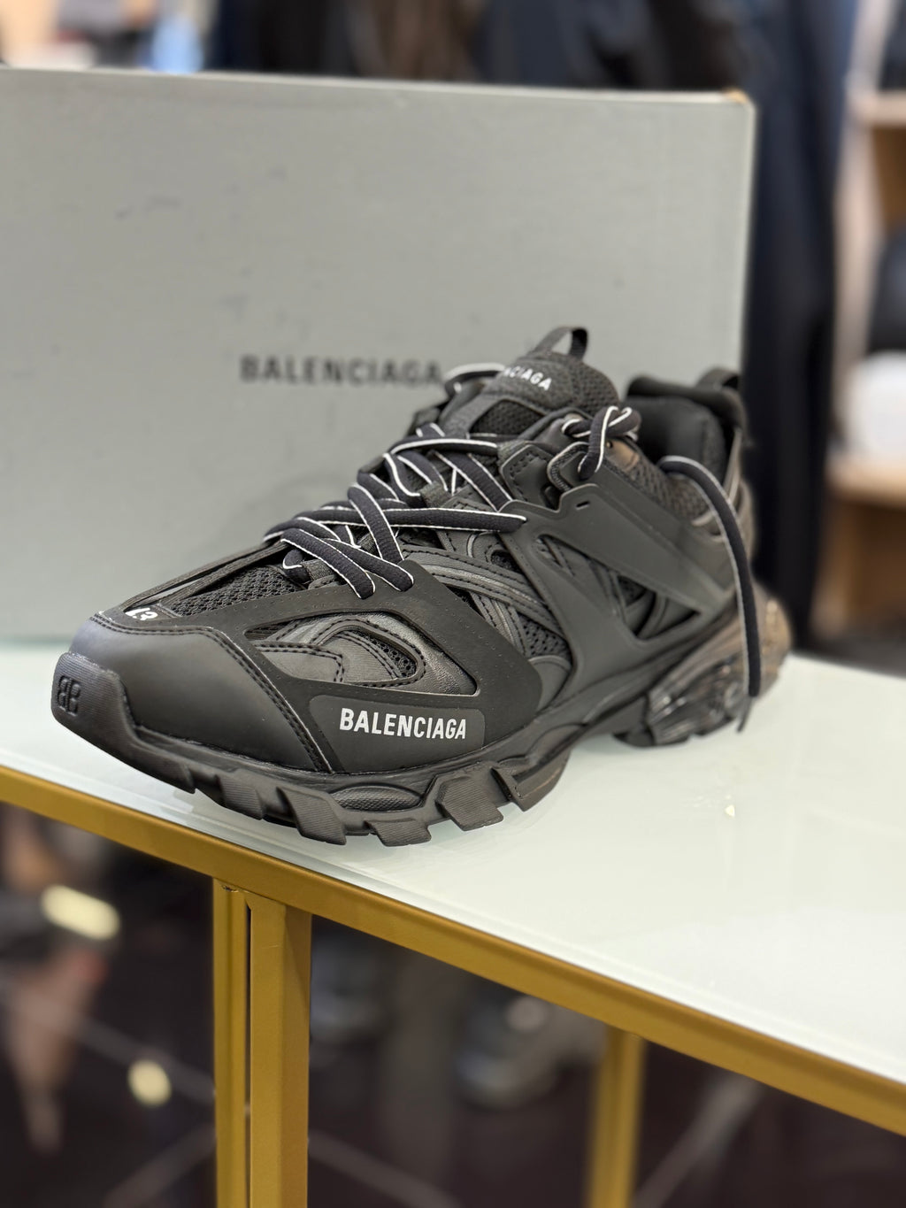 BALENCIAGA SNEAKERS   D-494