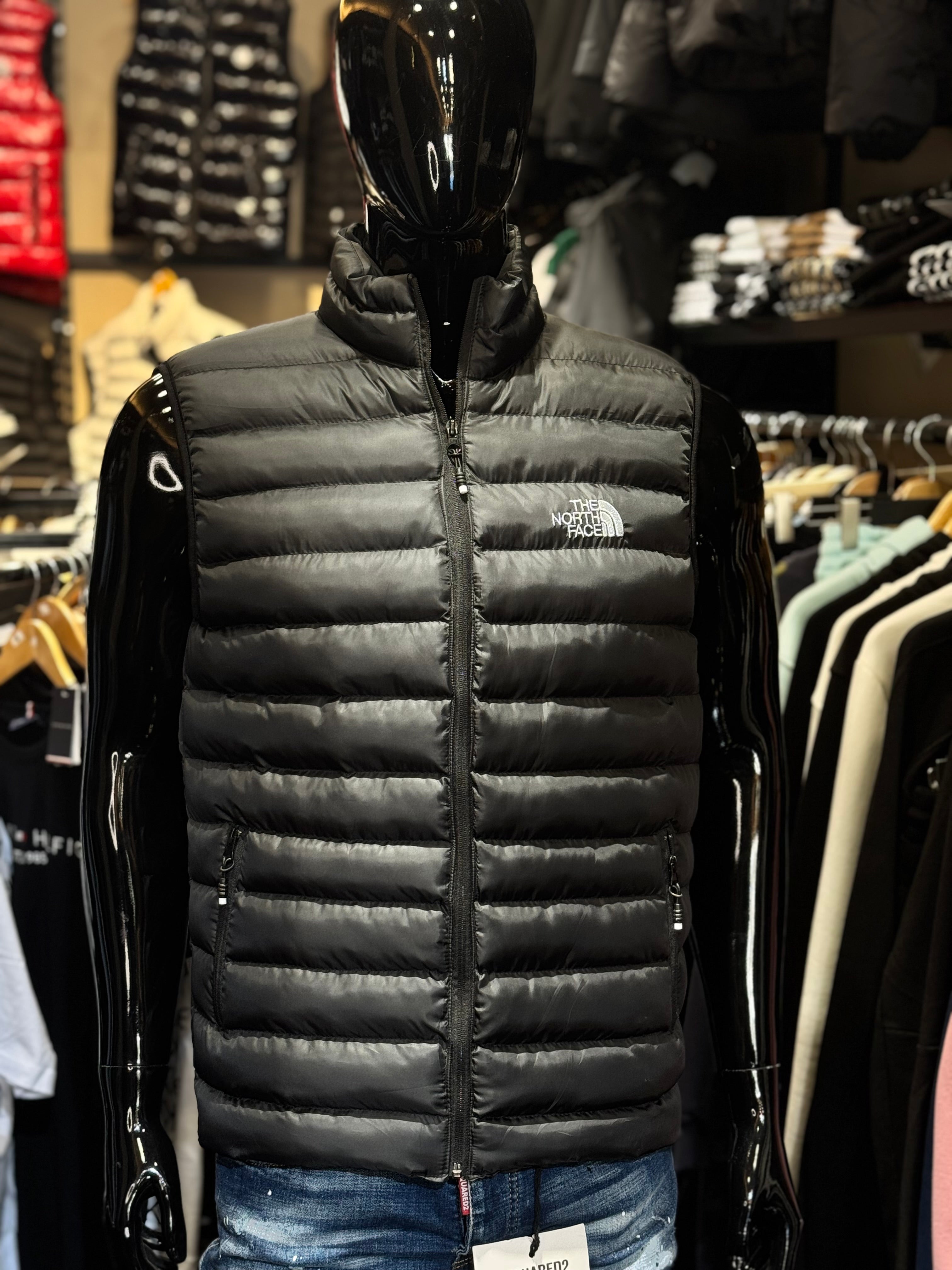 THE NORTH FACE VEST BLACK D-97